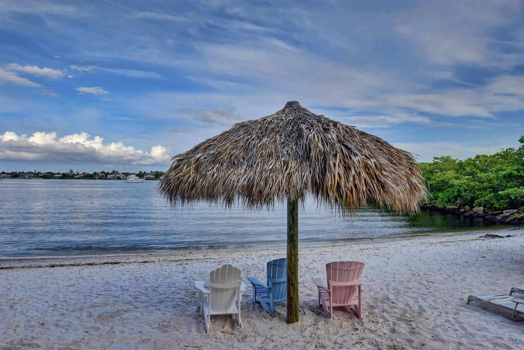 1200 Scotia Drive 405