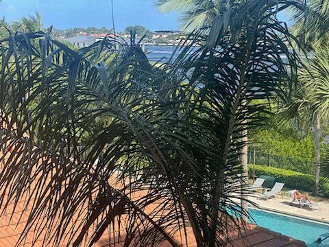 1200 Scotia Drive 405