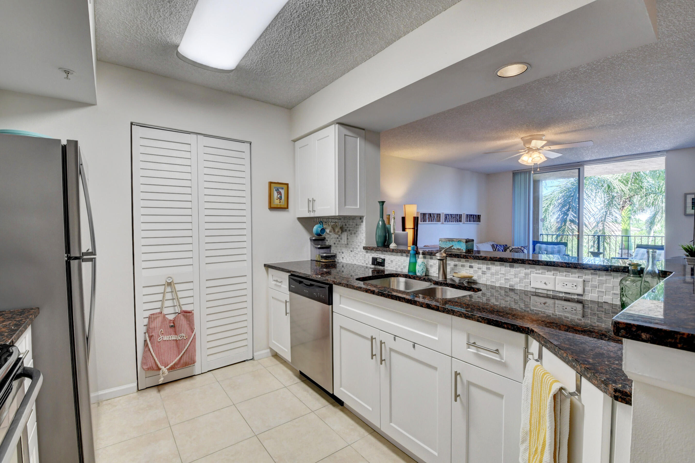 1200 Scotia Drive 405