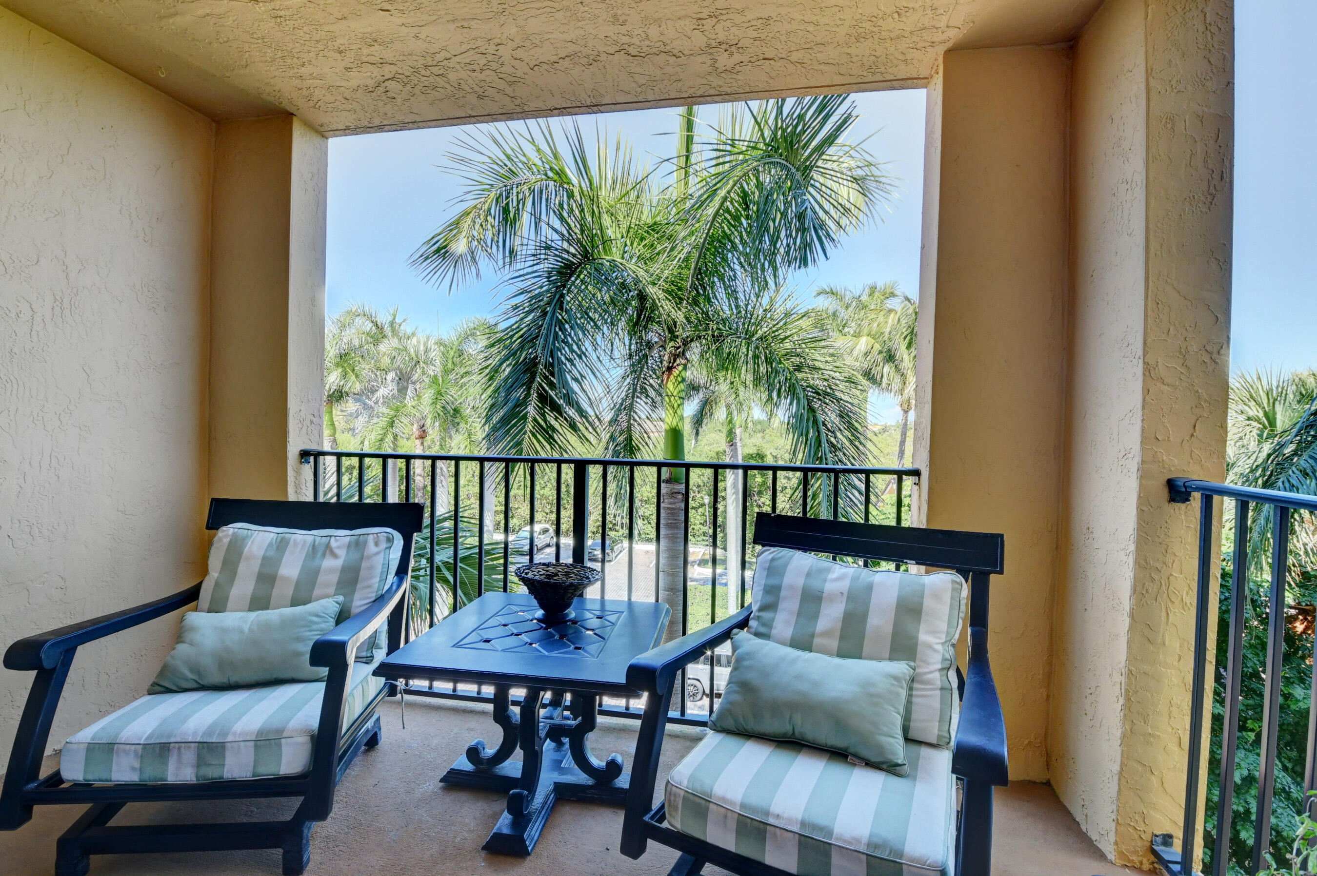 1200 Scotia Drive 405