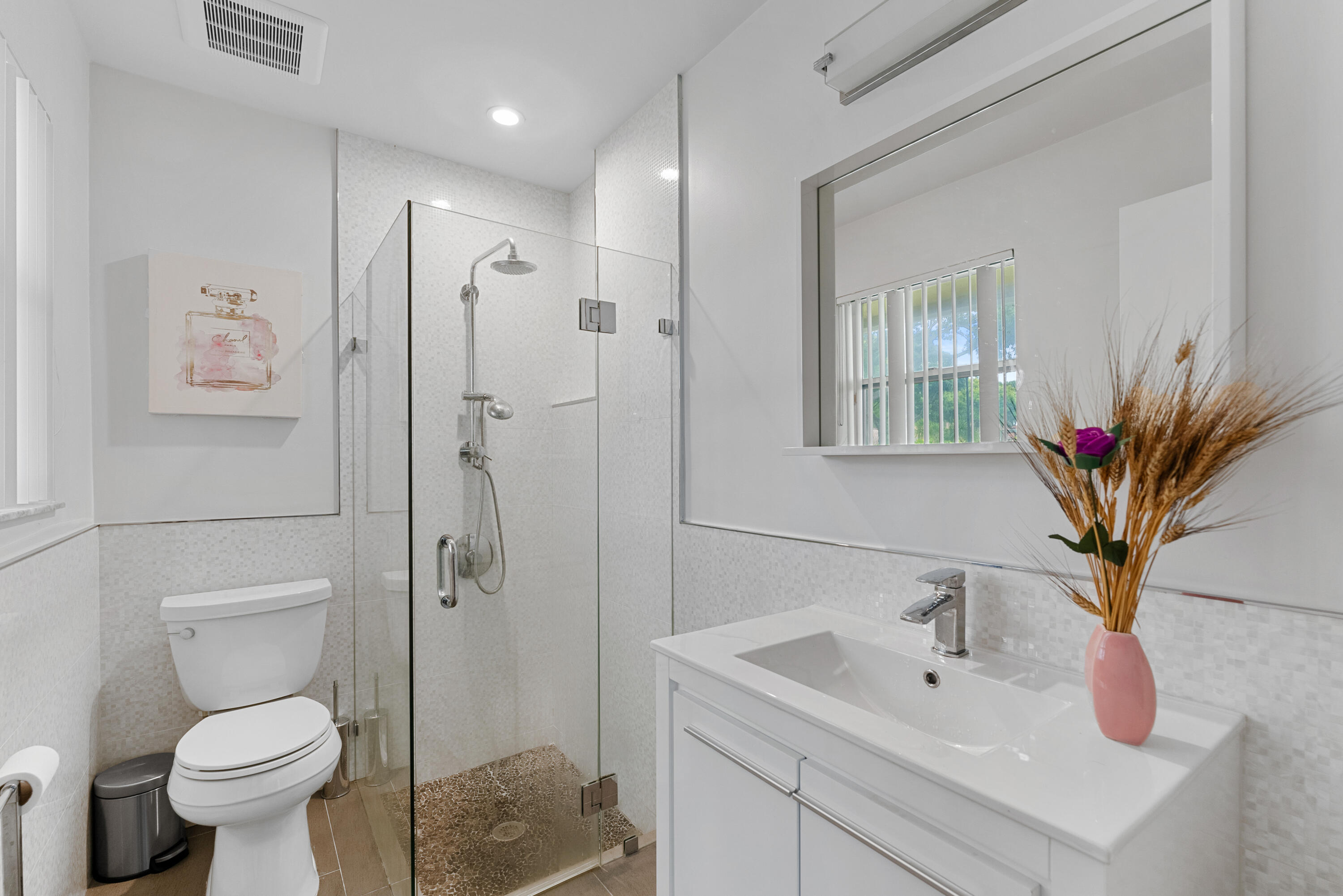 10888 Avenida Santa Ana