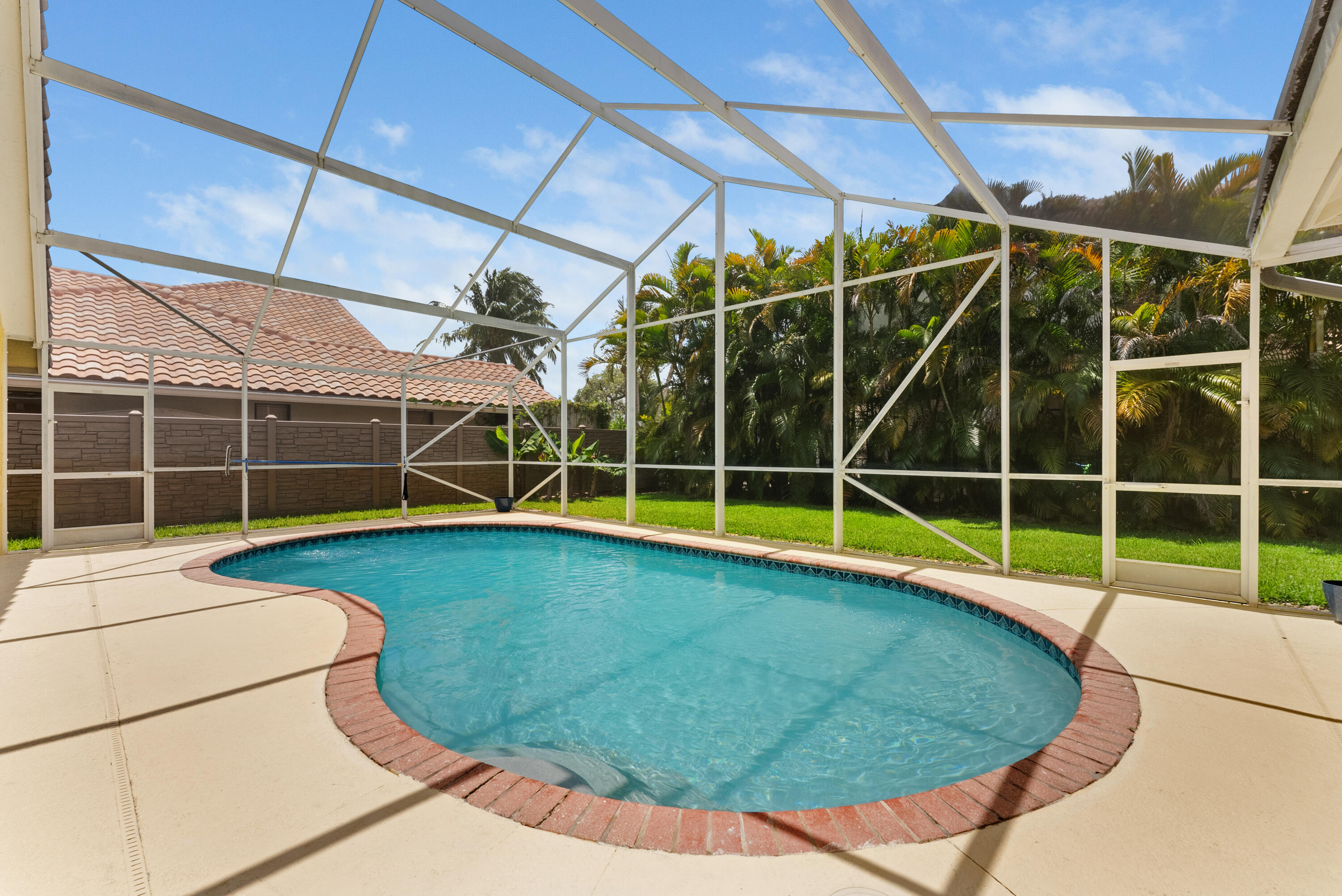 10888 Avenida Santa Ana