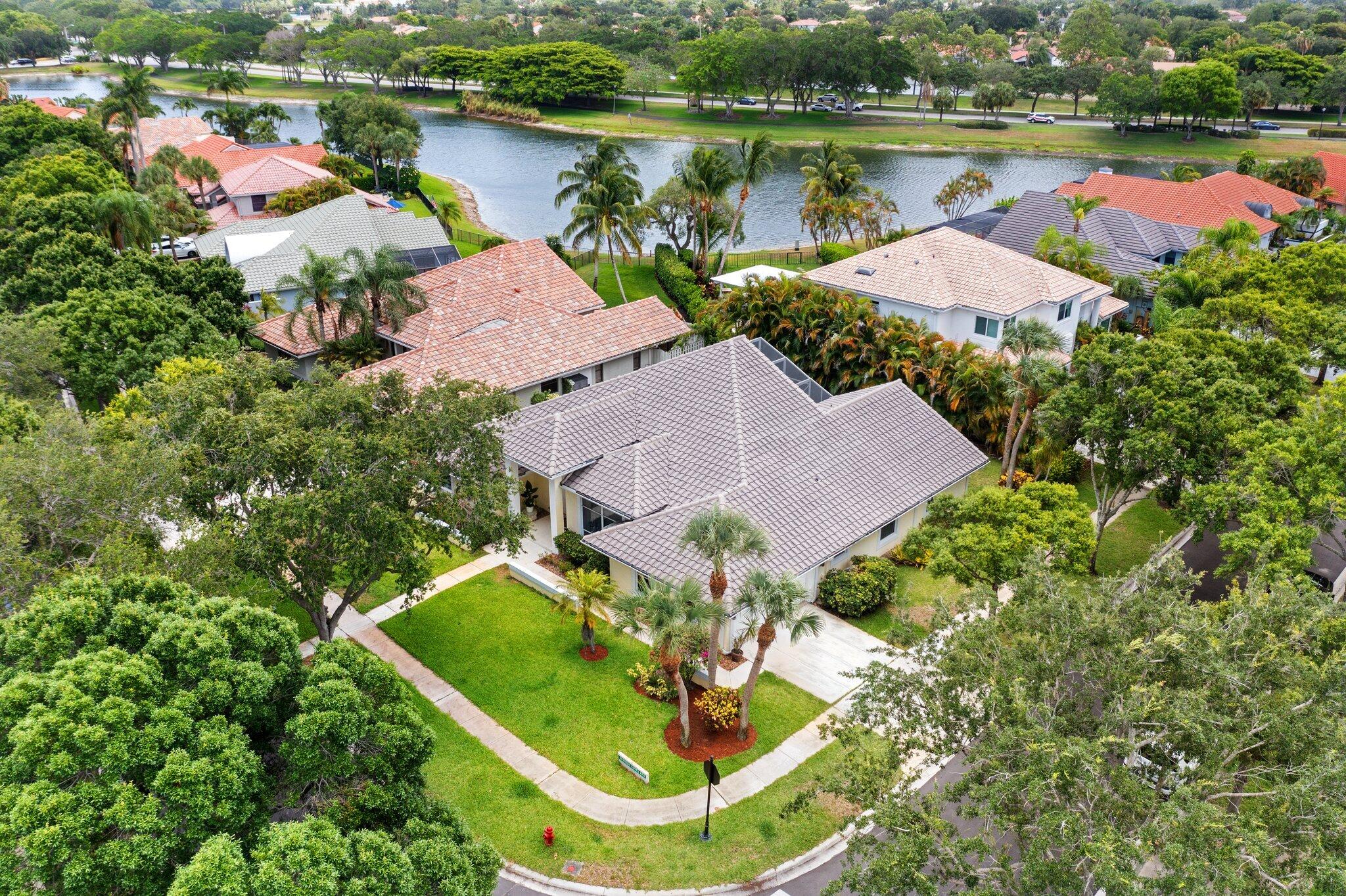 10888 Avenida Santa Ana