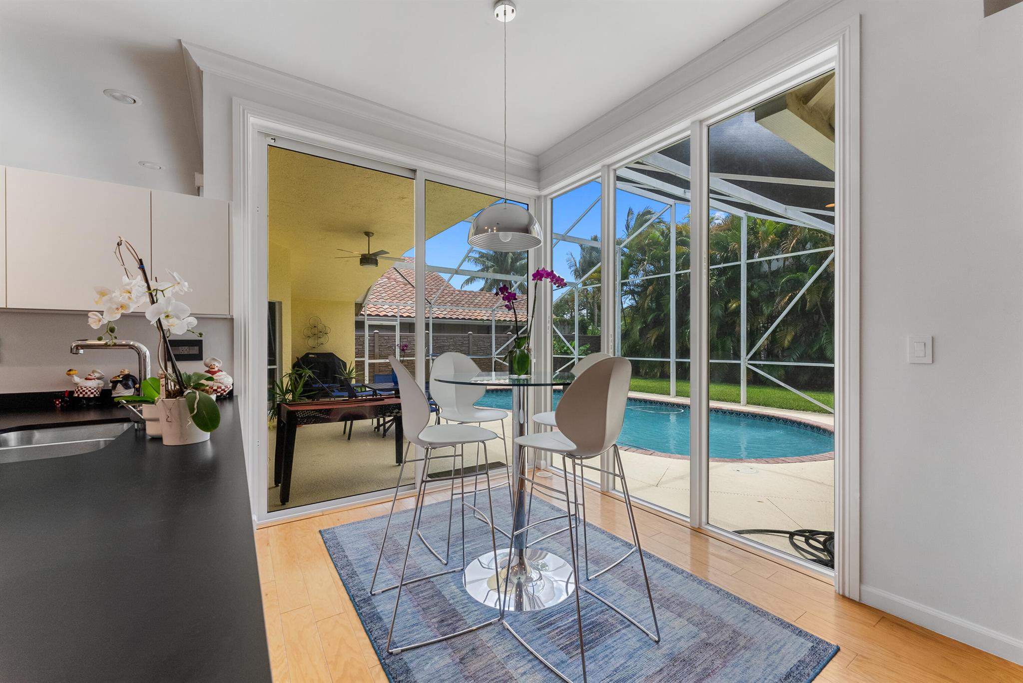 10888 Avenida Santa Ana