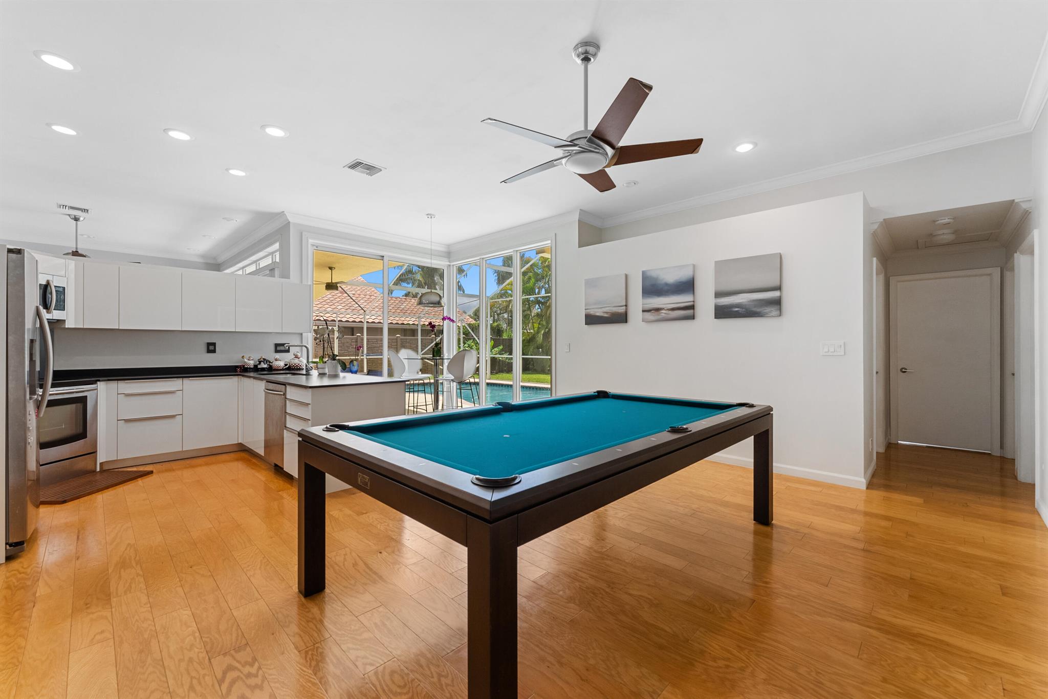 10888 Avenida Santa Ana