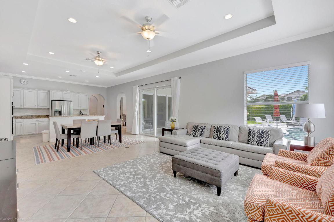 12093 NW Nw 79 Court, Parkland