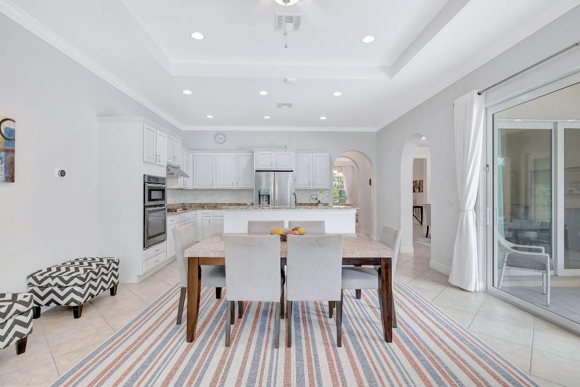 12093 NW Nw 79 Court, Parkland