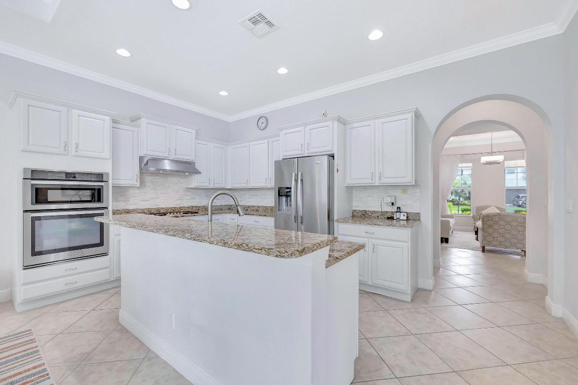 12093 NW Nw 79 Court, Parkland