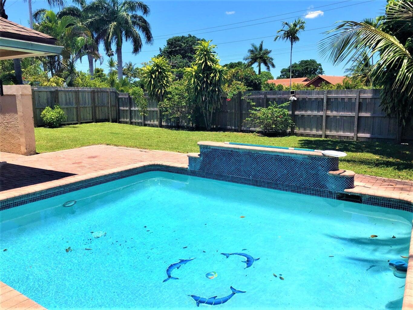 6621 Pond Apple Road