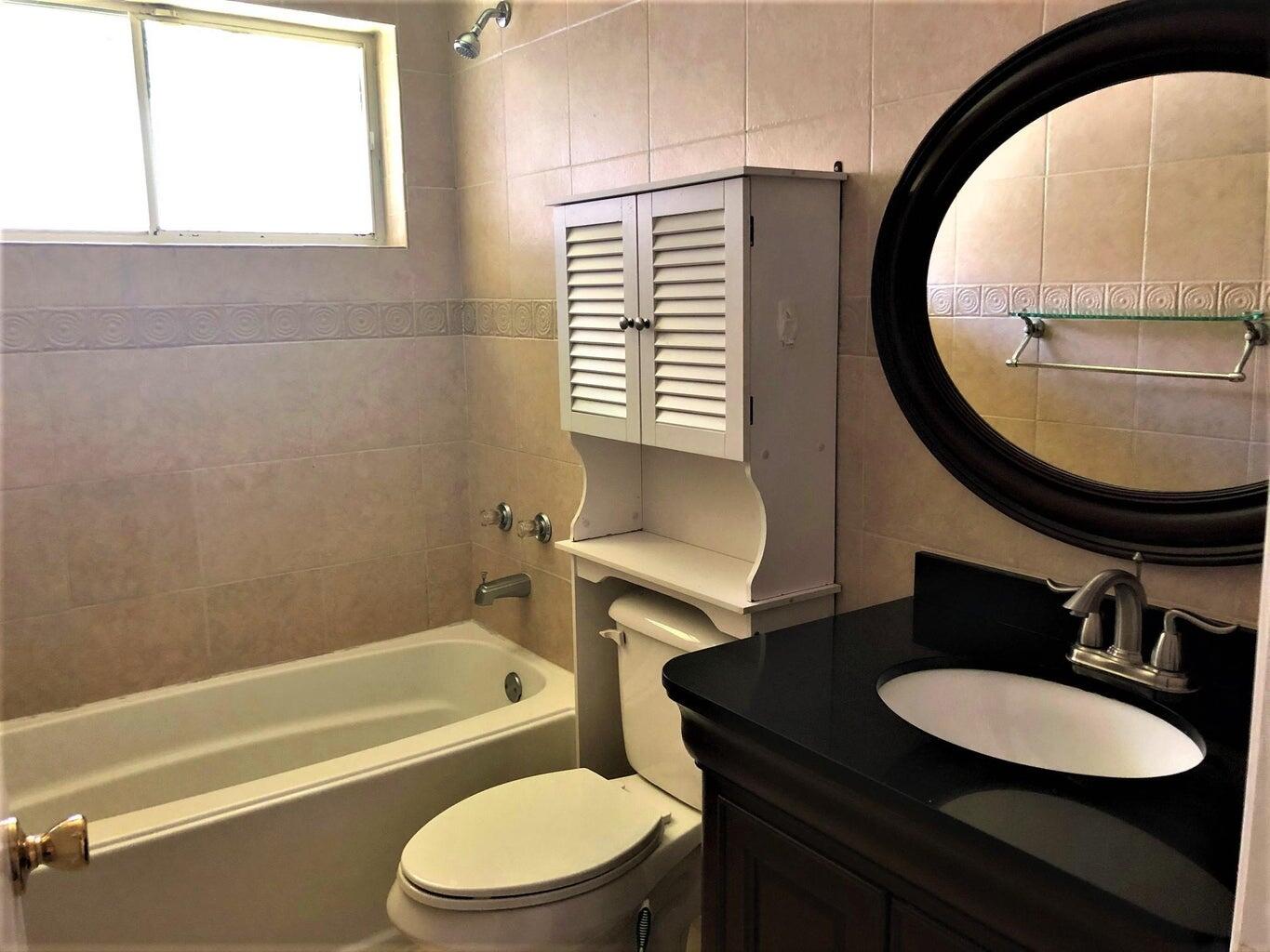 6621 Pond Apple Road