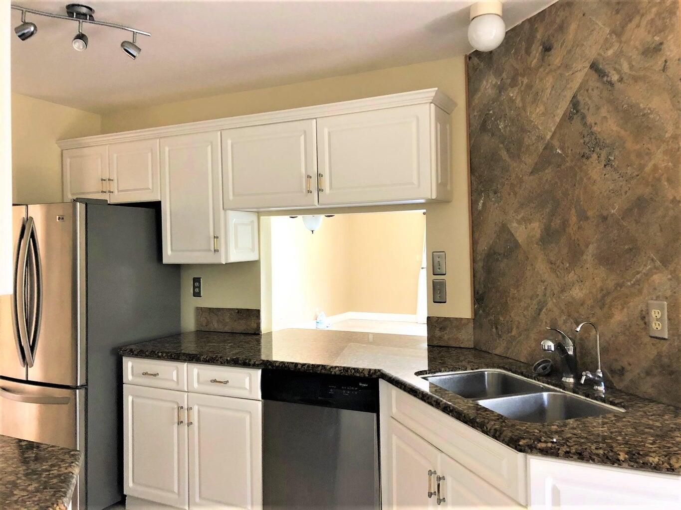 6621 Pond Apple Road