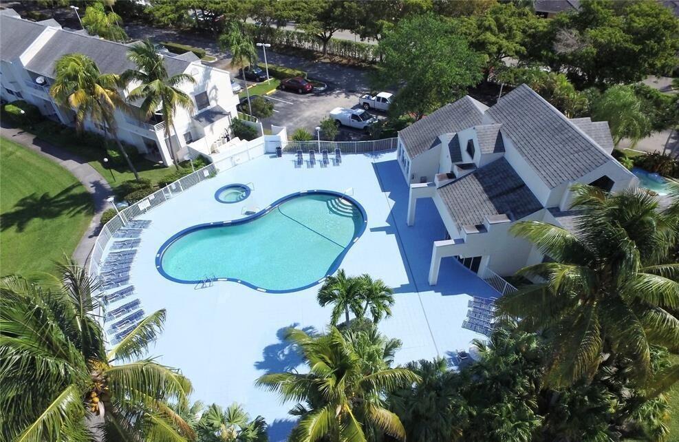 3401 NW 44th Street 206, Lauderdale Lakes Unit: 206