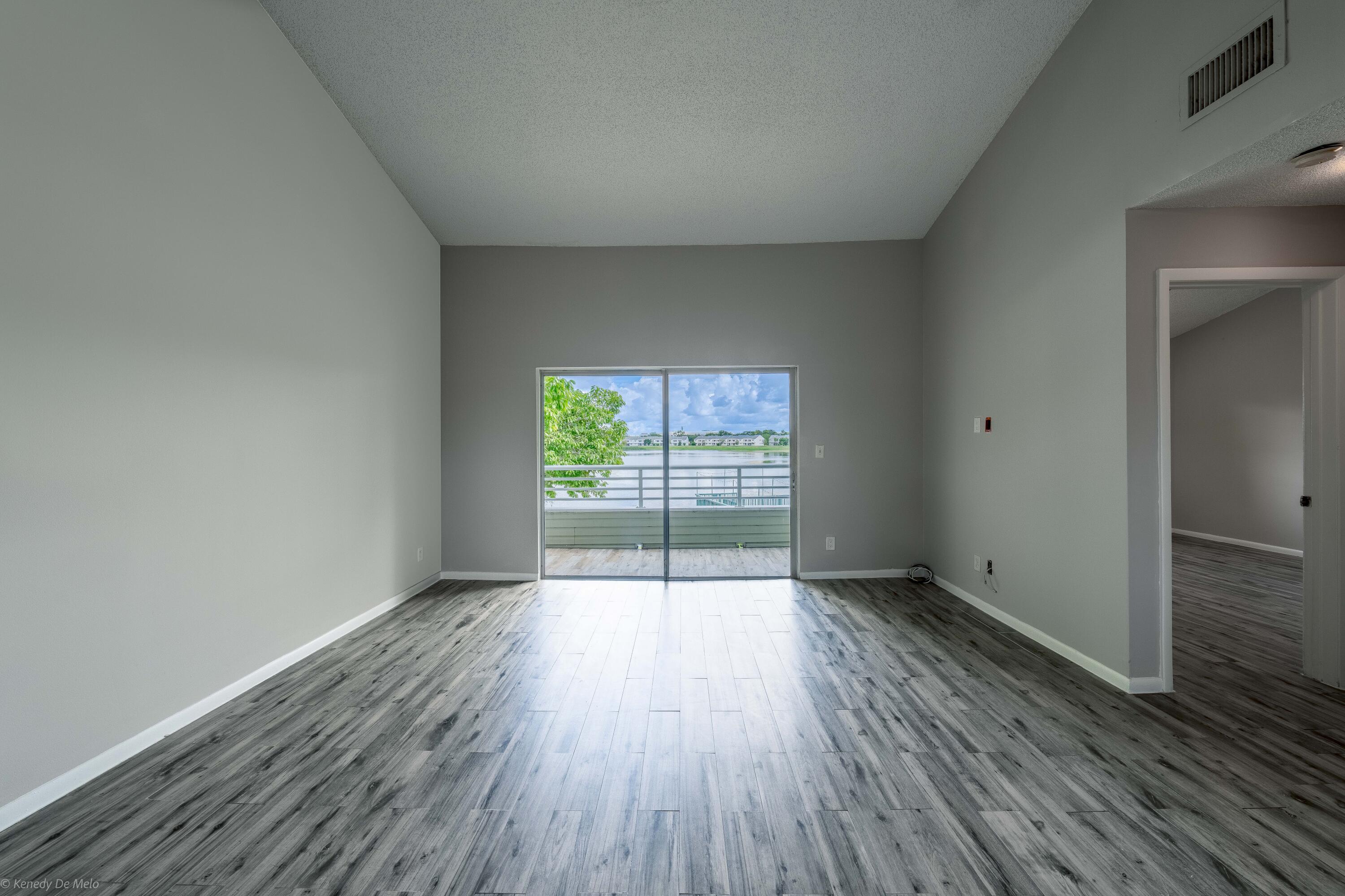 3401 NW 44th Street 206, Lauderdale Lakes Unit: 206