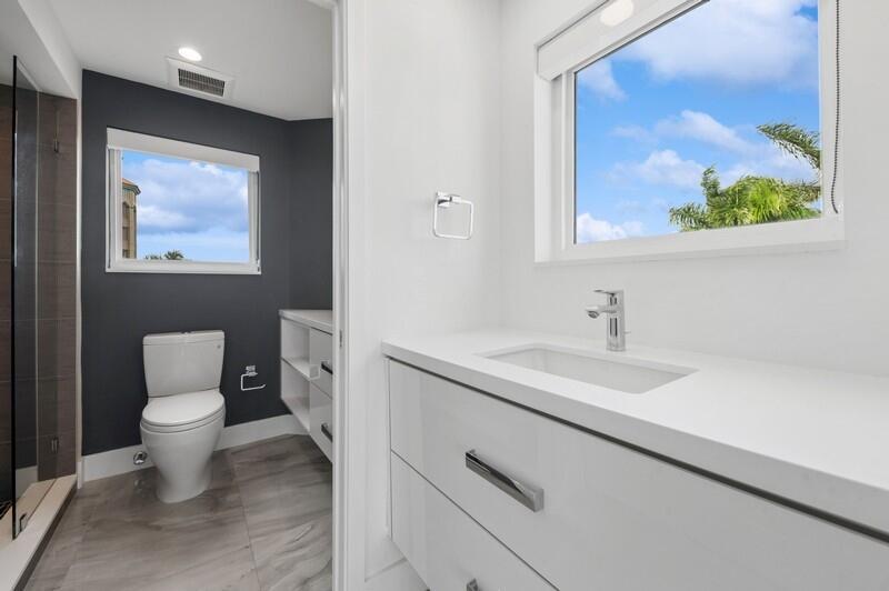 300 SE 5 Avenue 5180