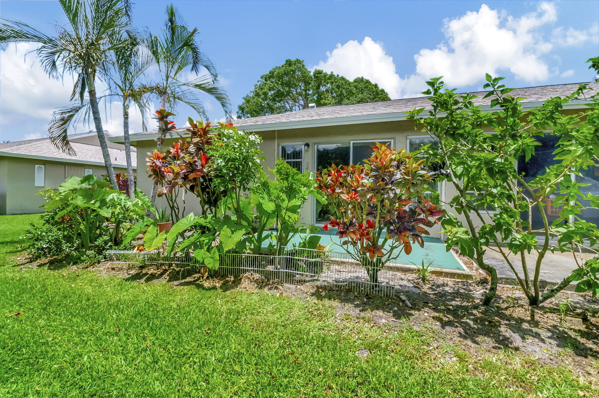 8612 Overset Lane