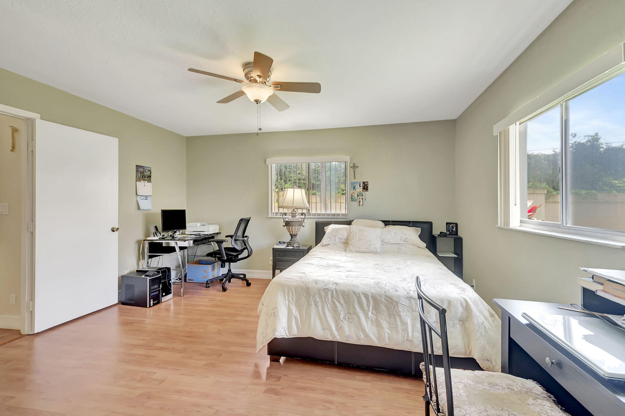 8612 Overset Lane