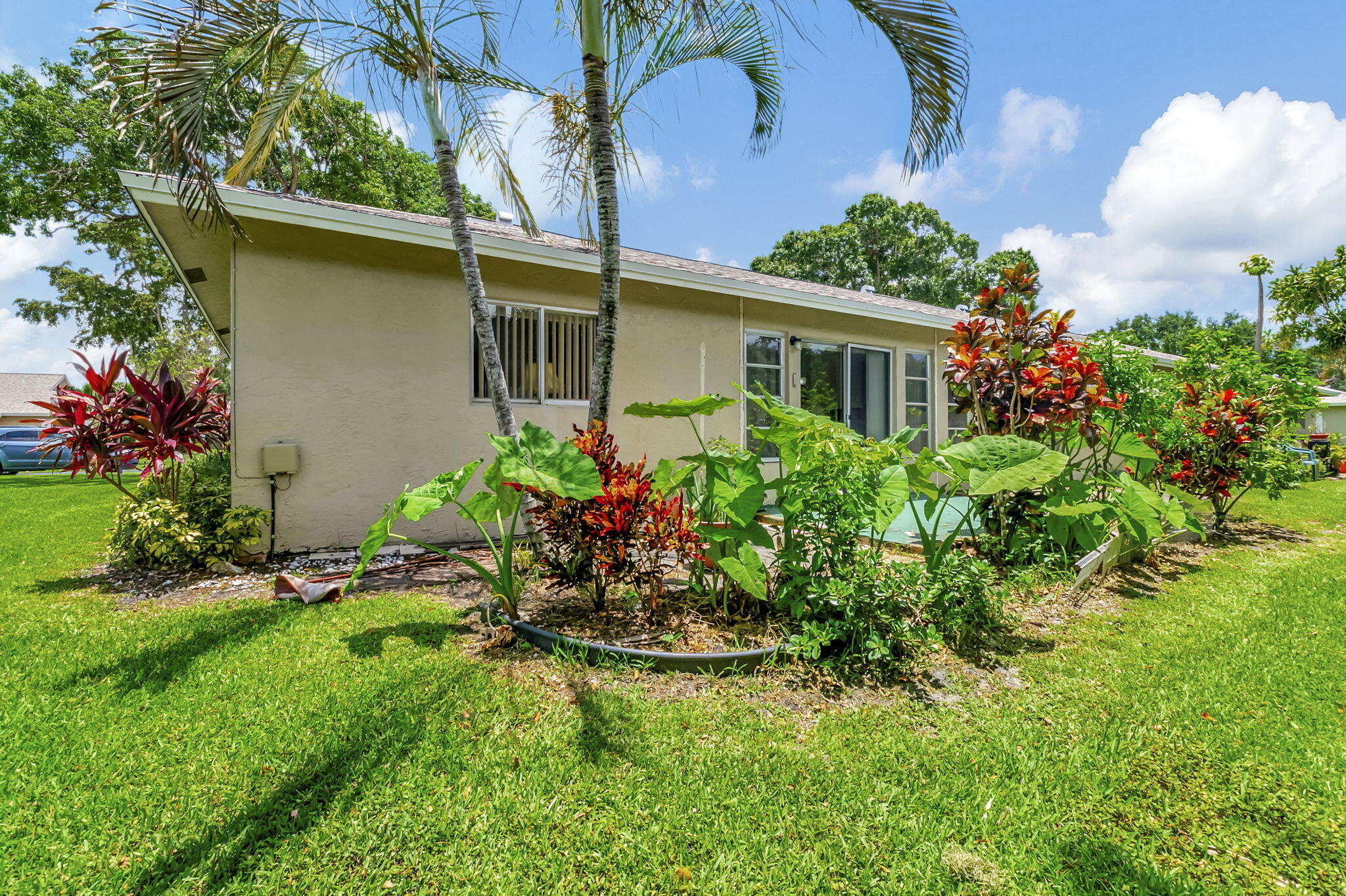 8612 Overset Lane