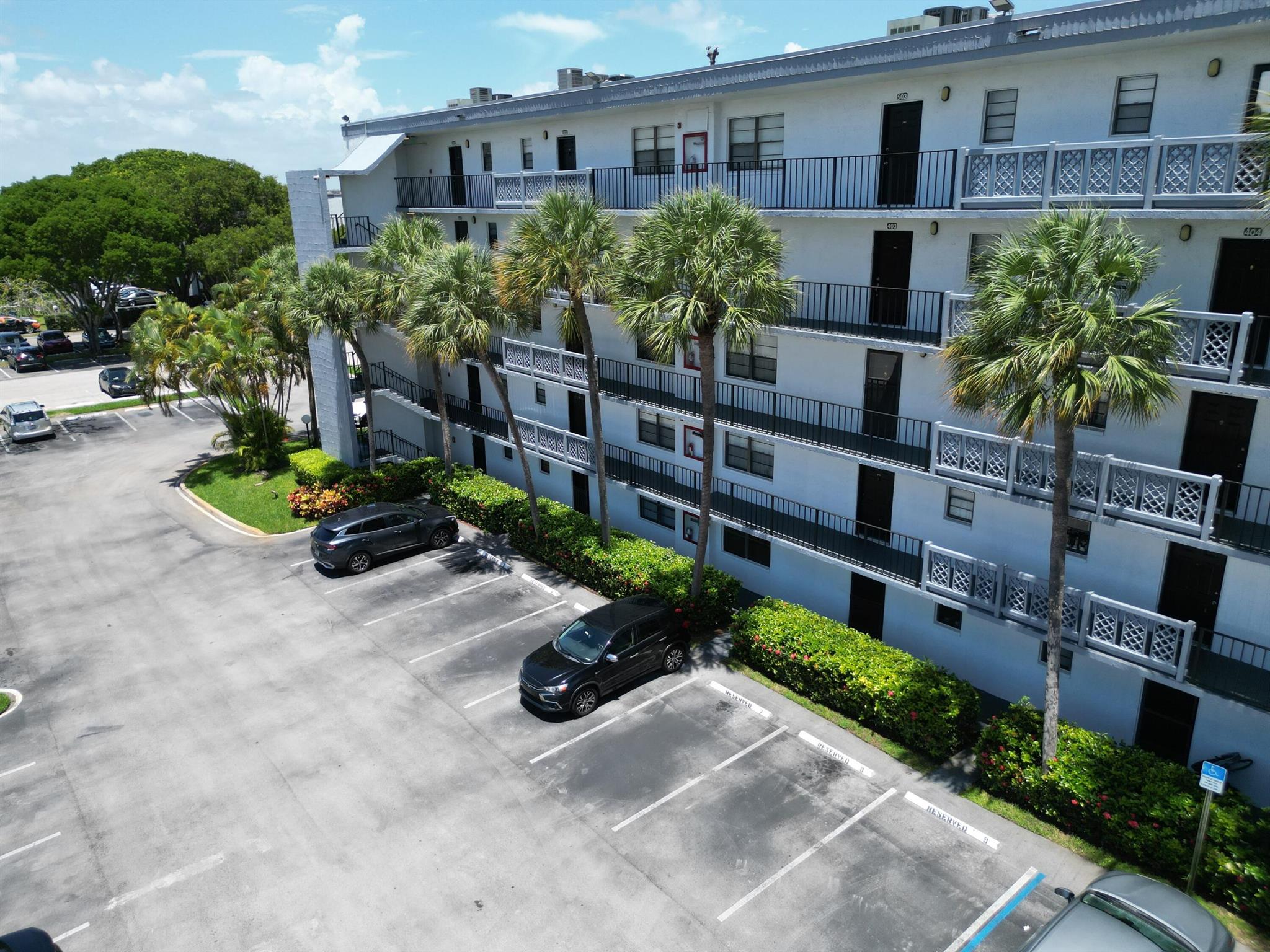 9235 SW 8th Street 303