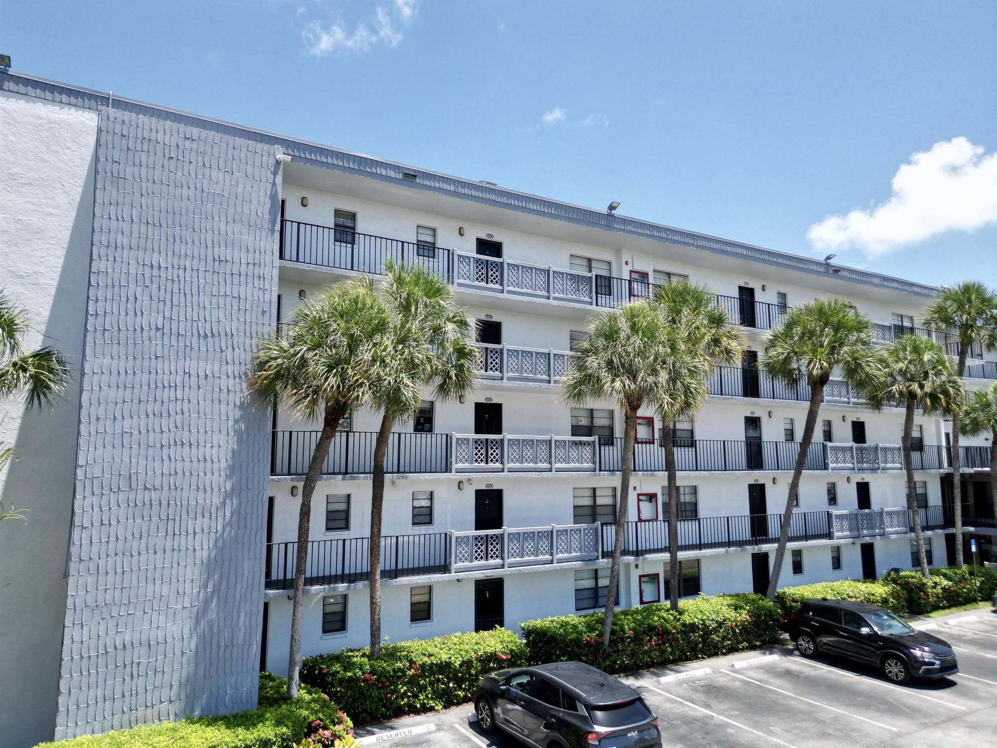 9235 SW 8th Street 303