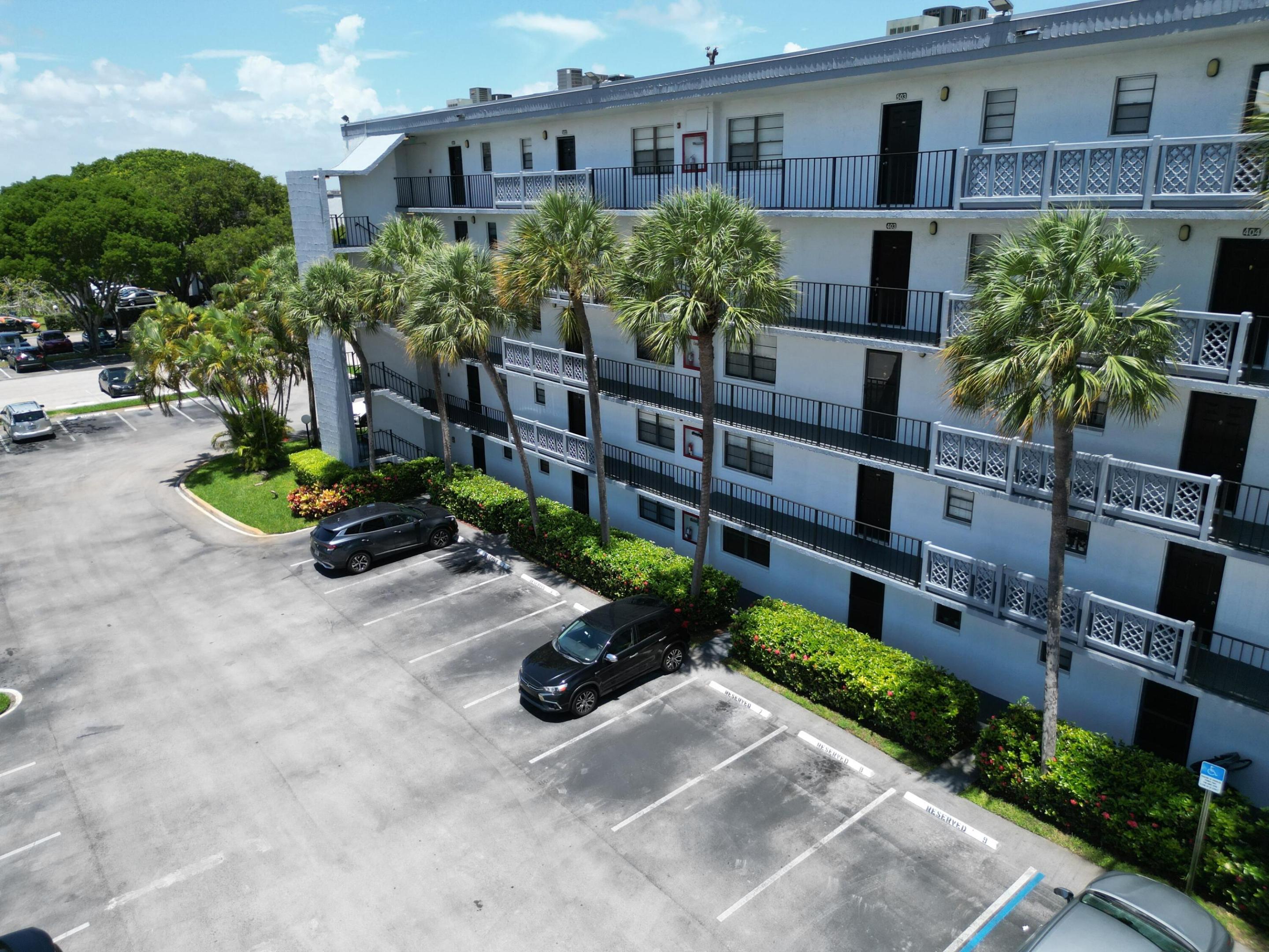 9235 SW 8th Street 303