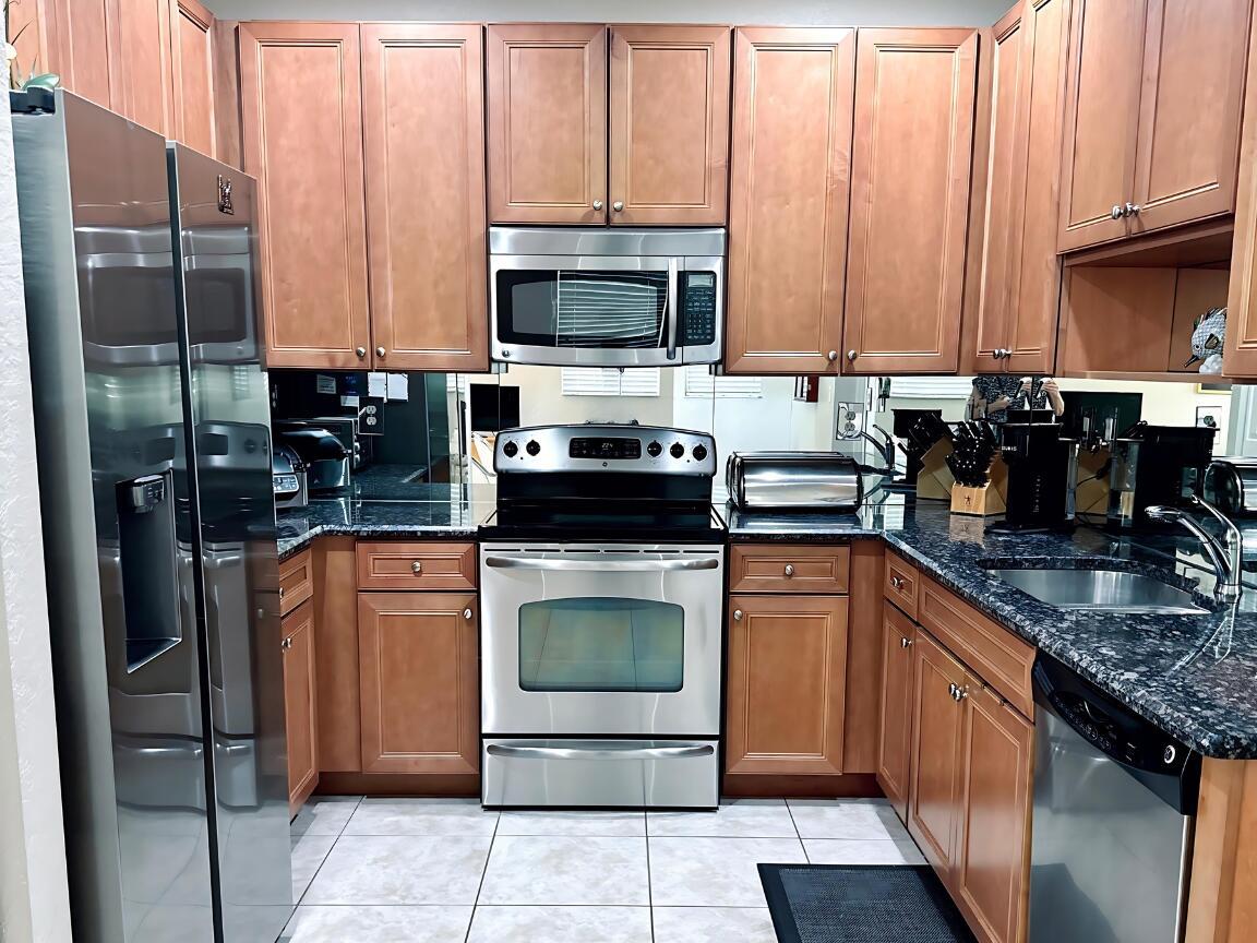 16169 Poppyseed Circle 606