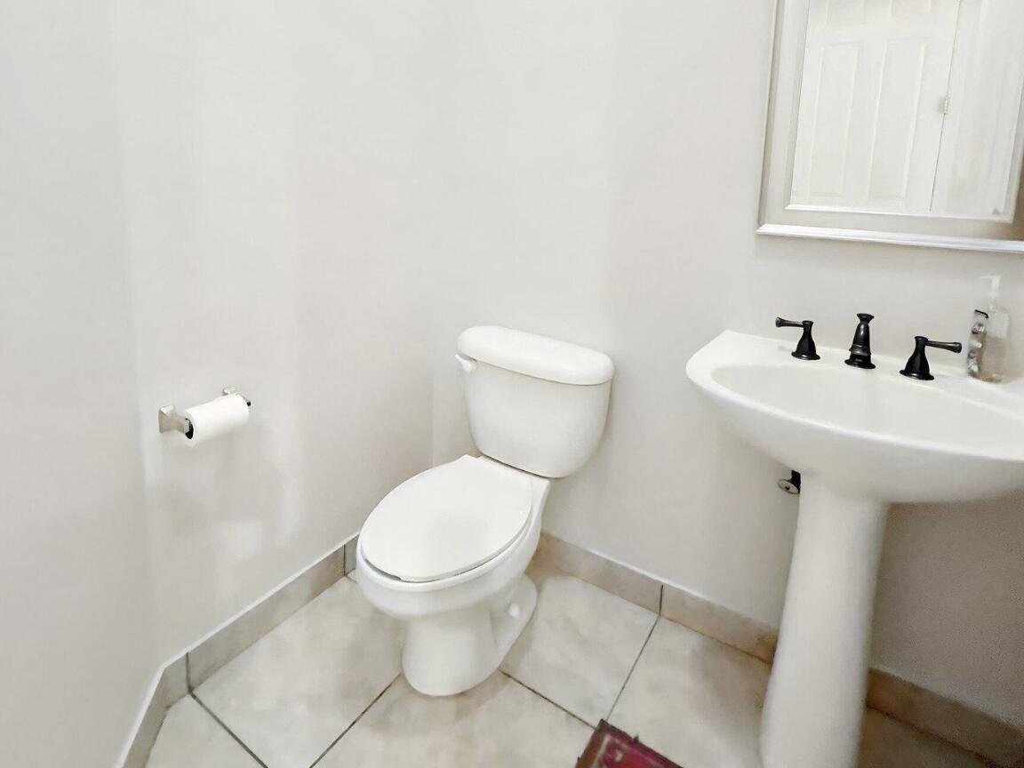 16169 Poppyseed Circle 606