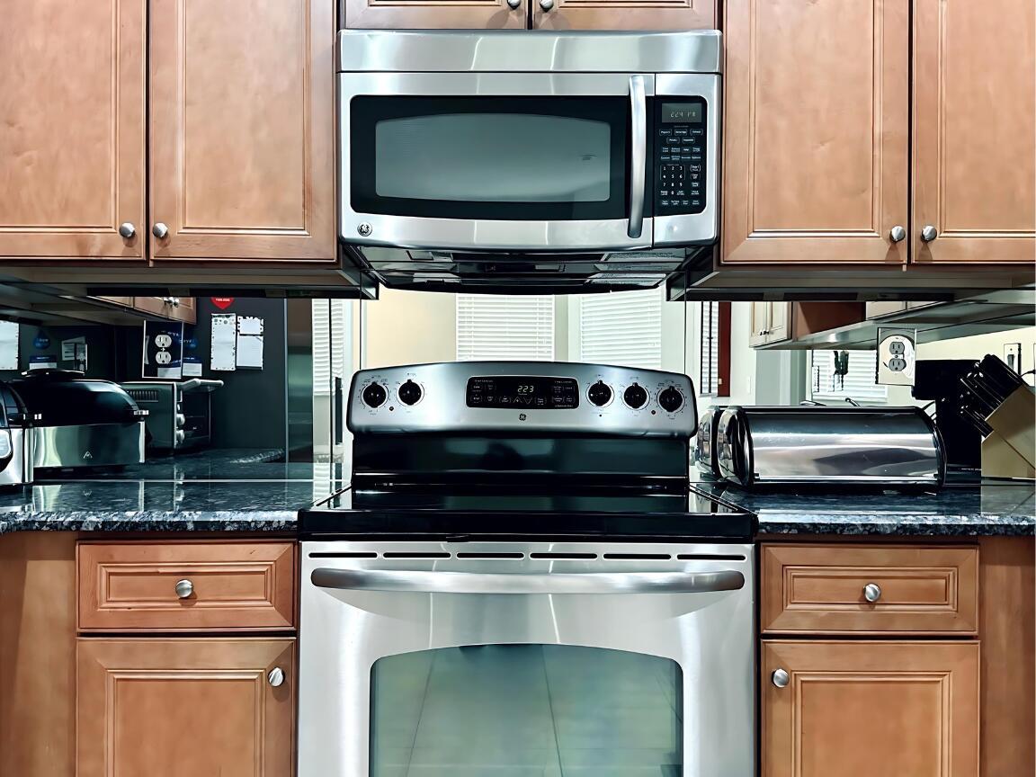 16169 Poppyseed Circle 606