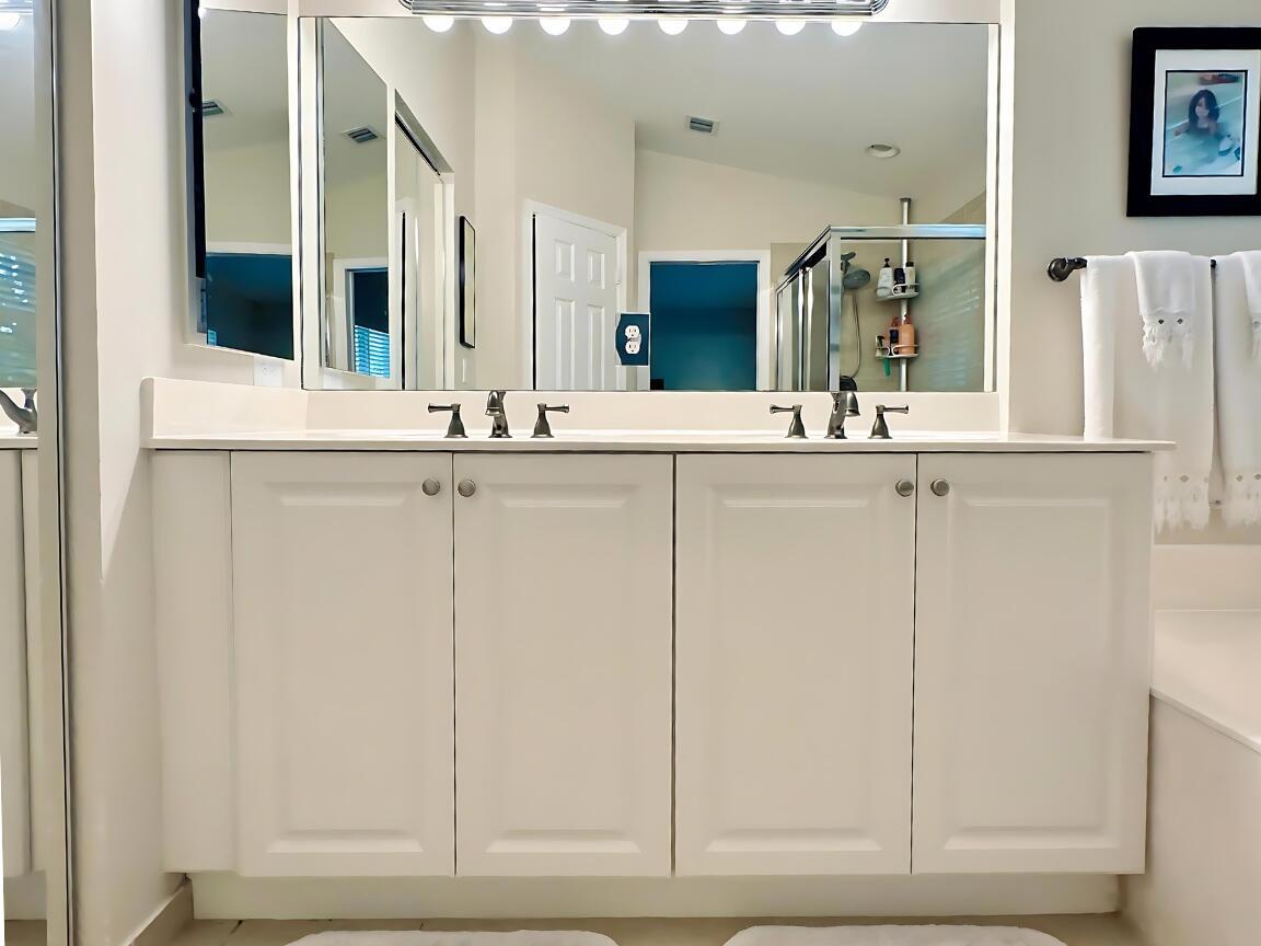 16169 Poppyseed Circle 606