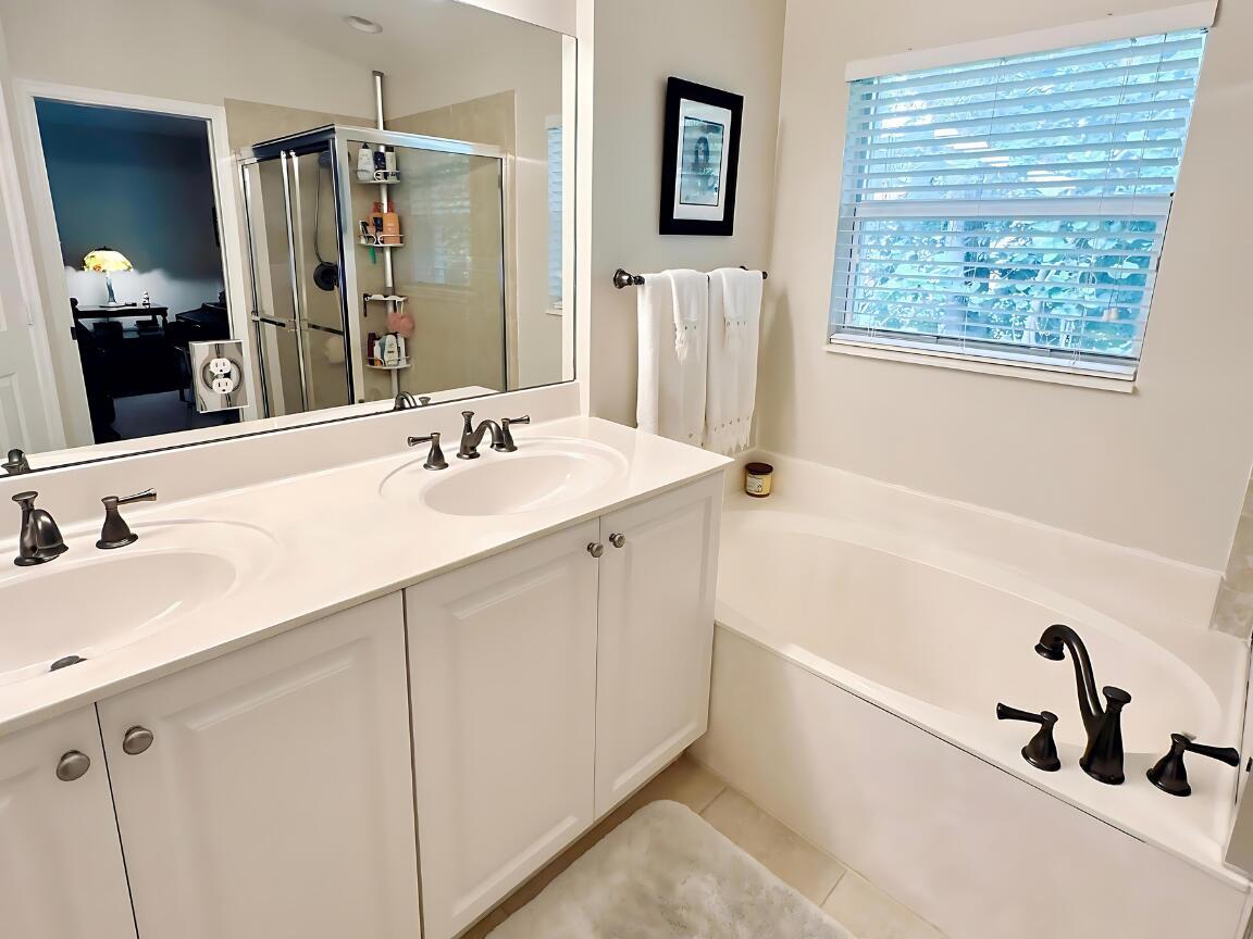 16169 Poppyseed Circle 606