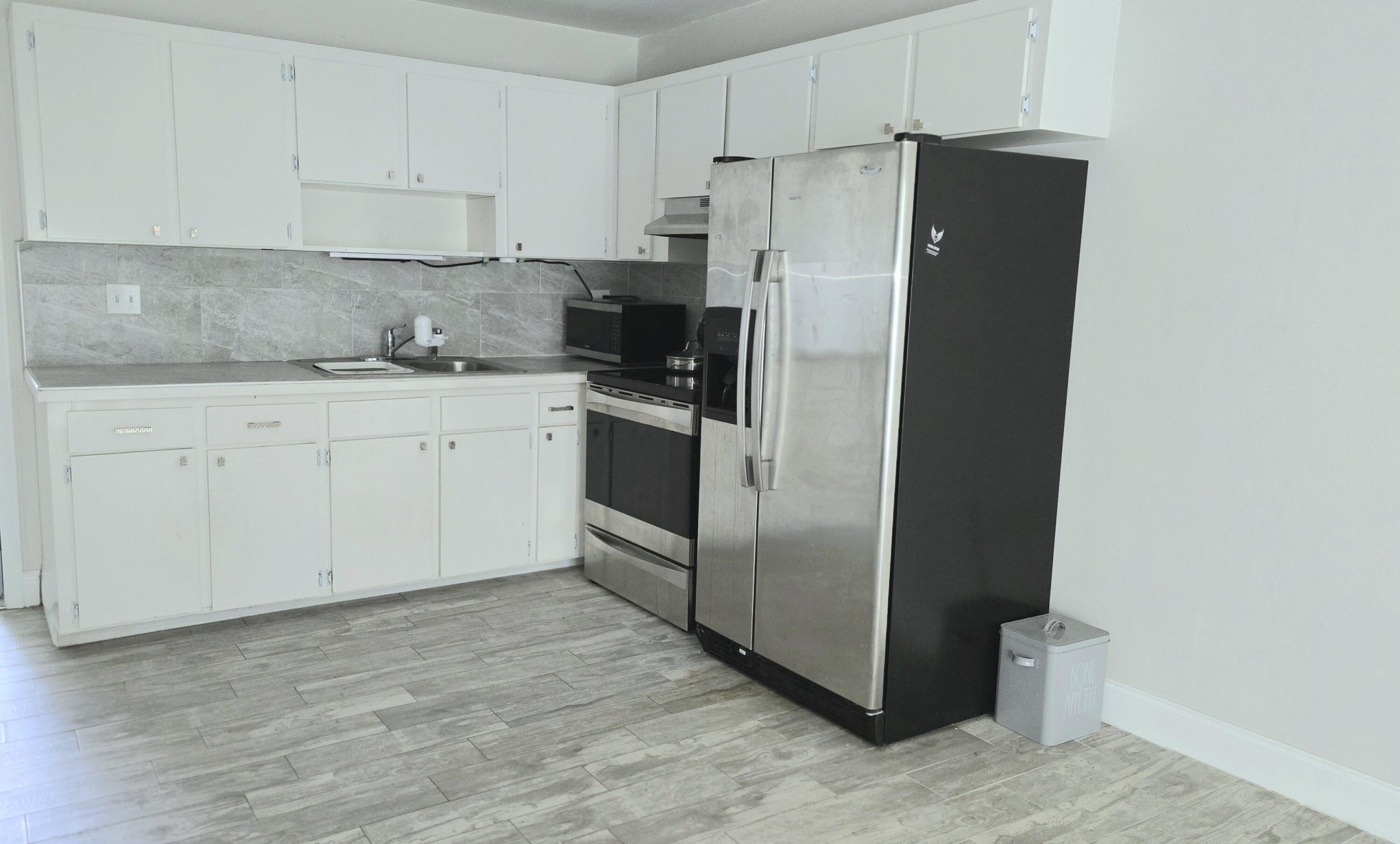 115 SW 1st Avenue 4