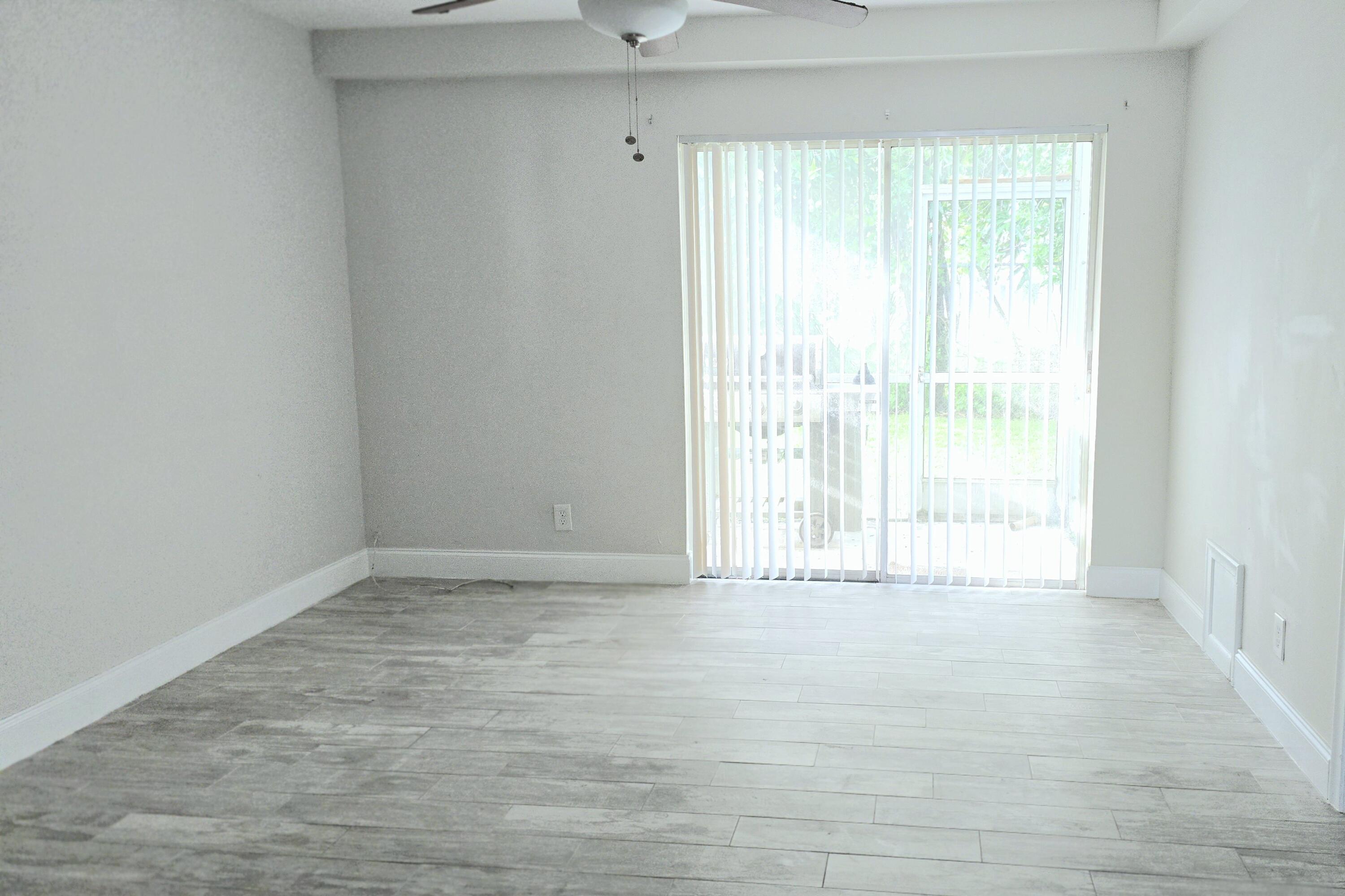 115 SW 1st Avenue 4