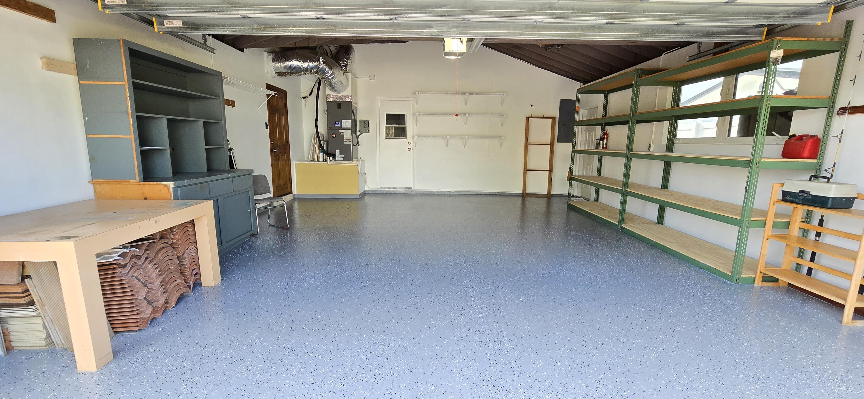 4011 NE 27th Terrace