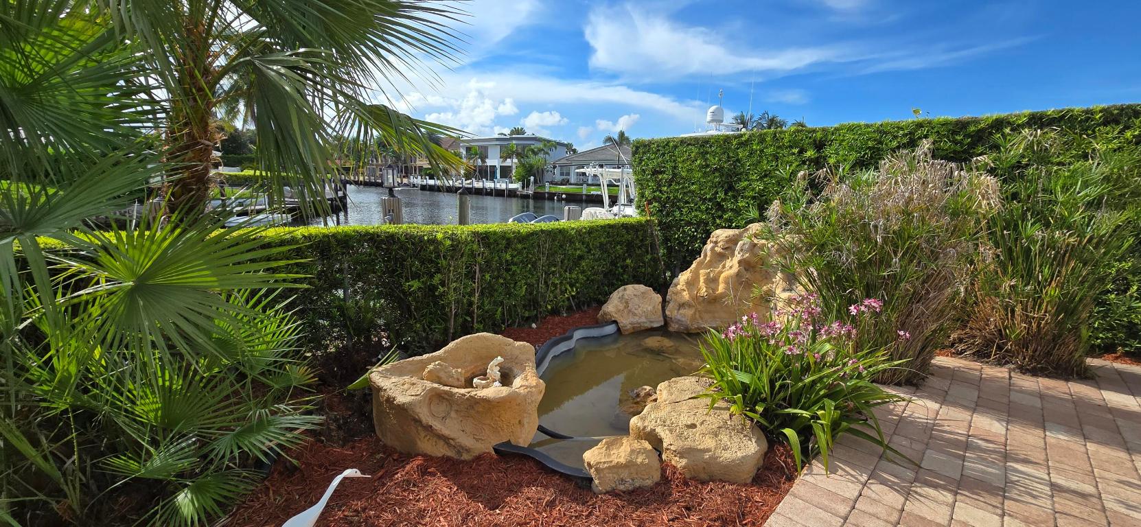 4011 NE 27th Terrace