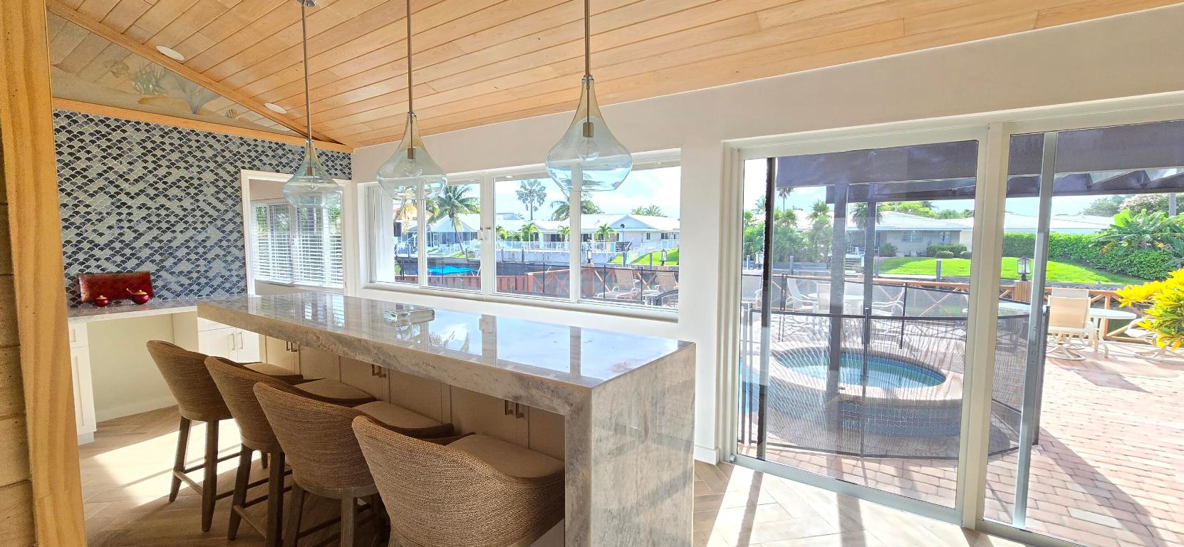 4011 NE 27th Terrace