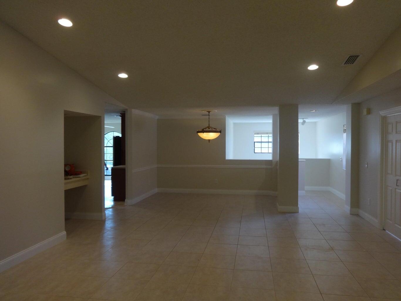 6683 Montego Bay Boulevard S F