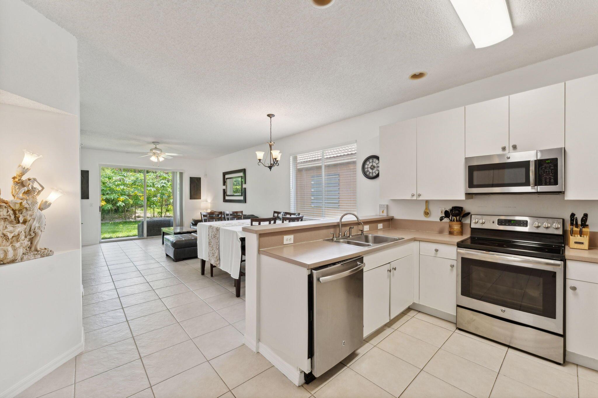 3772 Pebblebrook Court