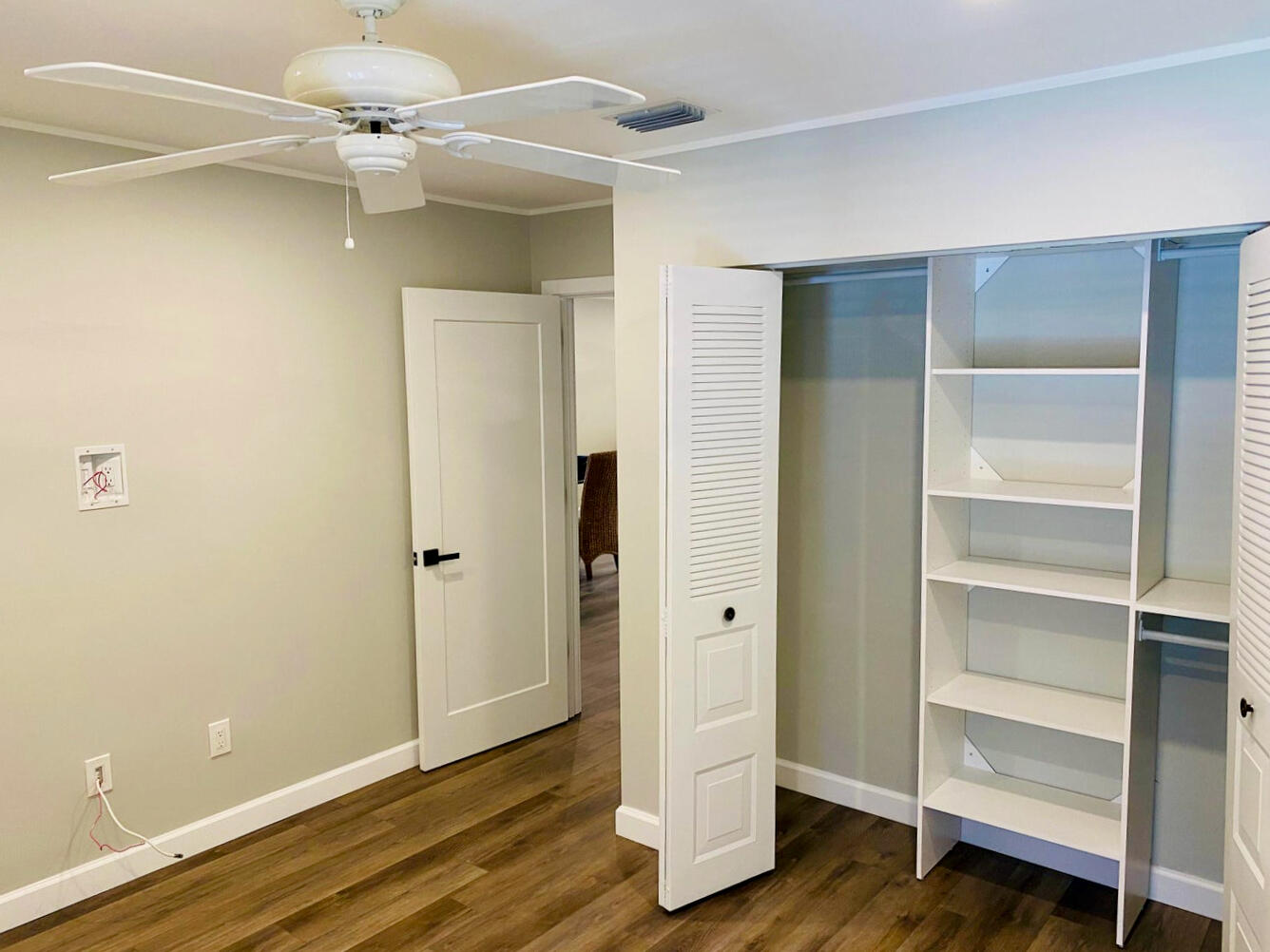 5151 W Club Circle 208