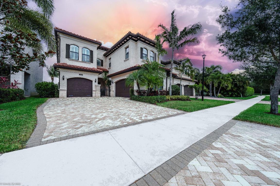 9368 Eden Roc Court, Delray Beach