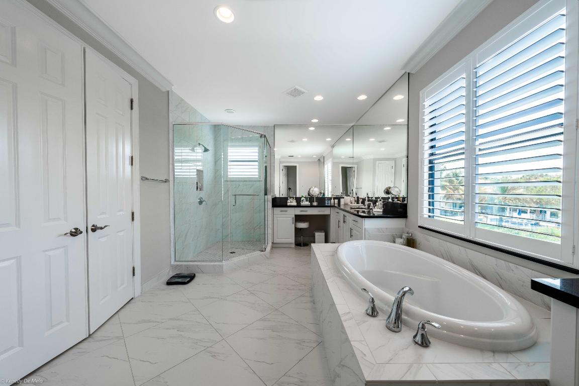 9368 Eden Roc Court, Delray Beach
