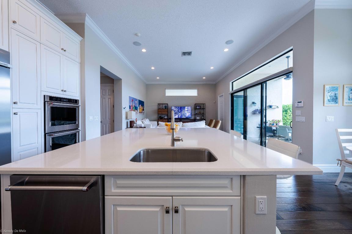 9368 Eden Roc Court, Delray Beach