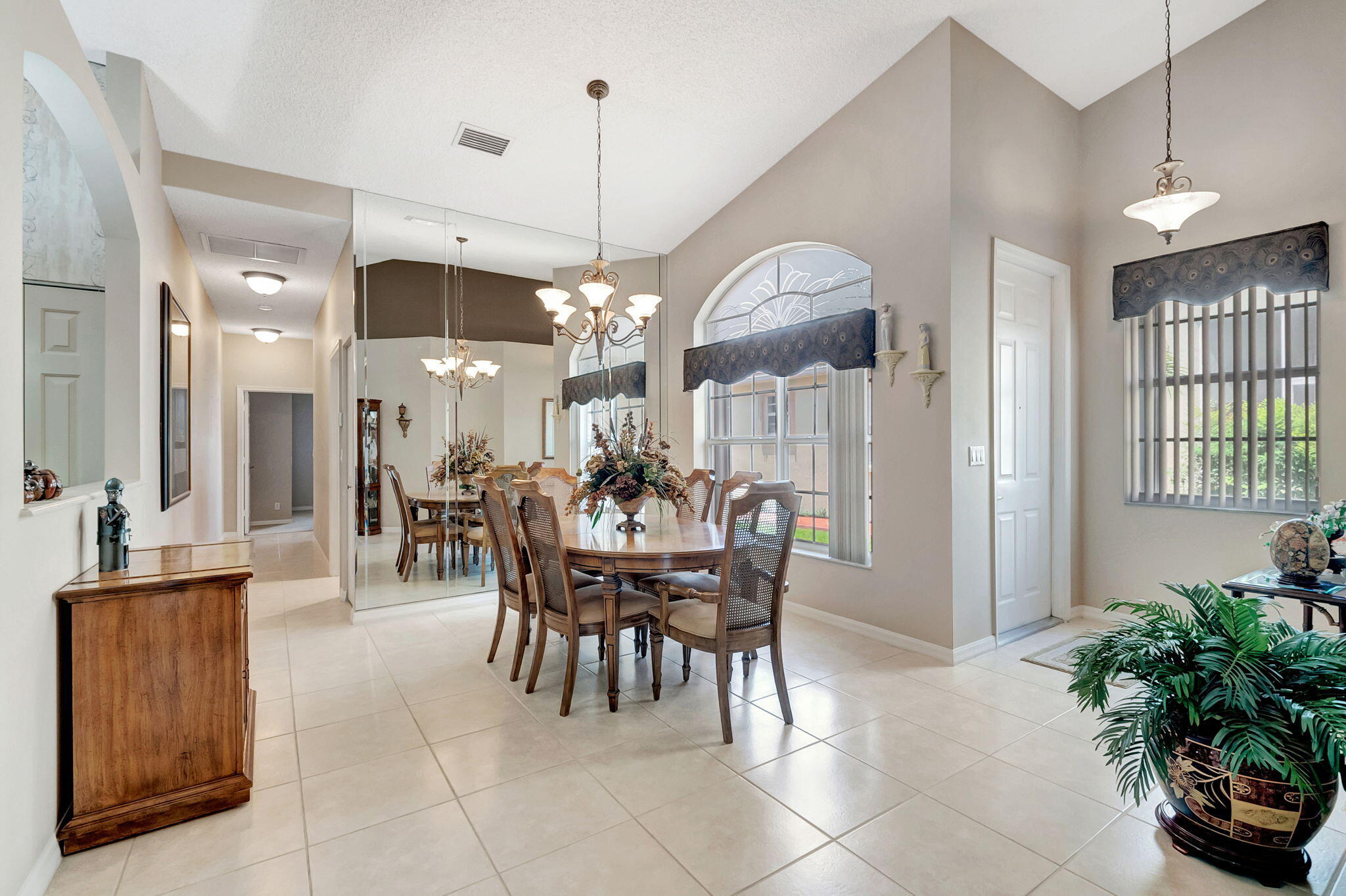 6285 Petunia Road