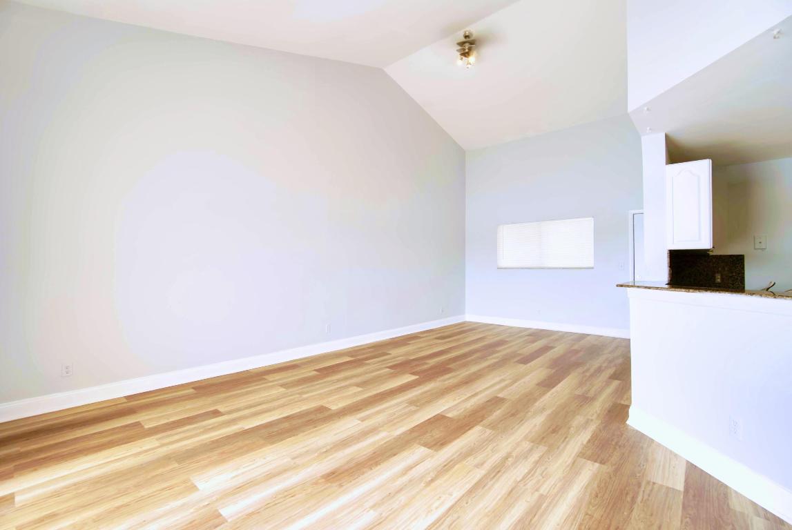 3433 NW 44th Street 201, Oakland Park Unit: 201