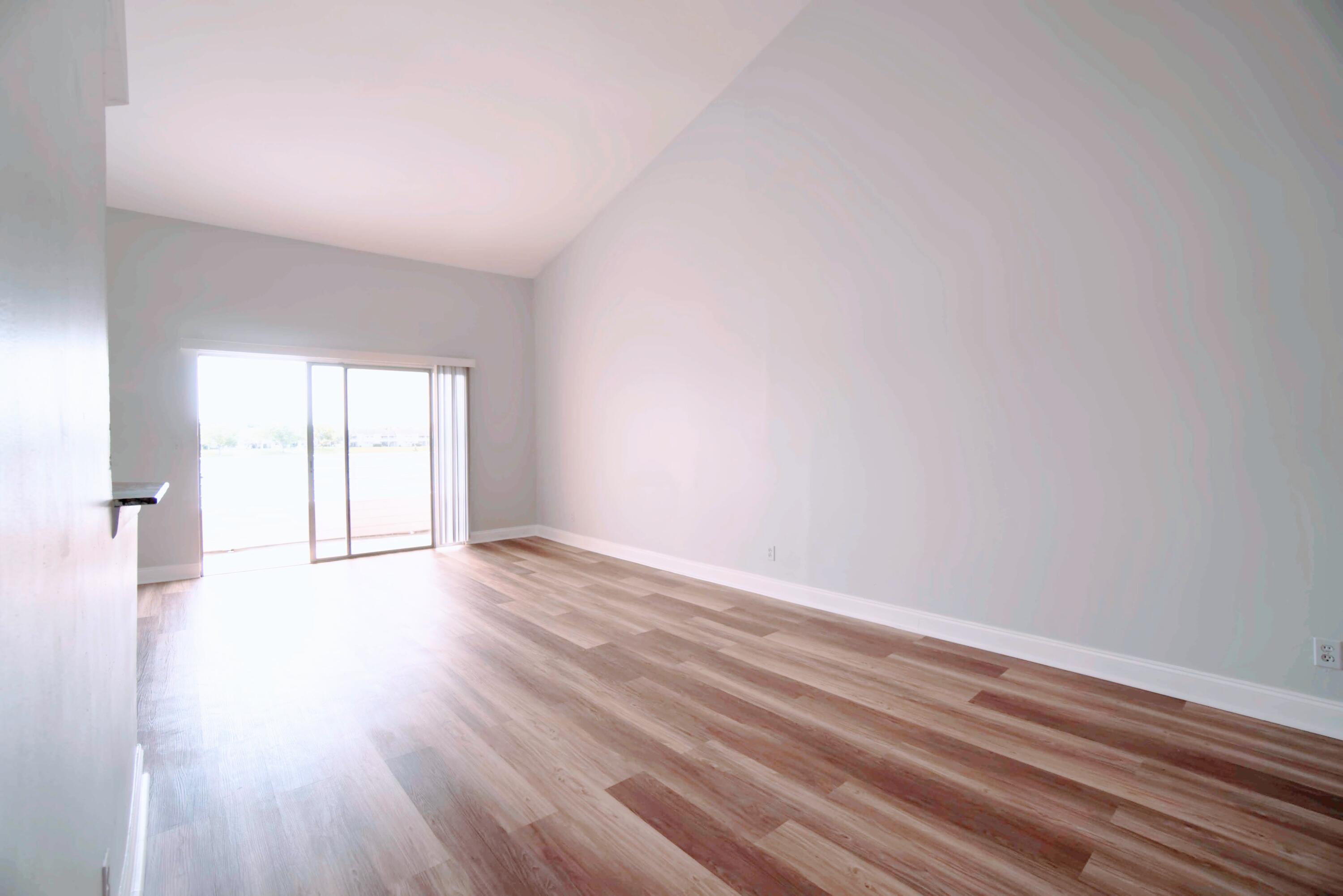 3433 NW 44th Street 201, Oakland Park Unit: 201