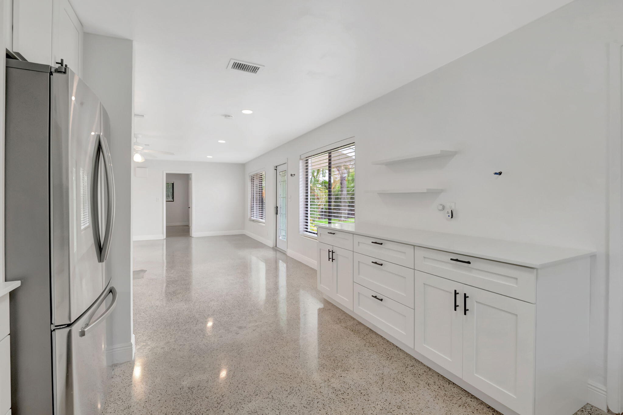 3550 NE 4th Ave Avenue