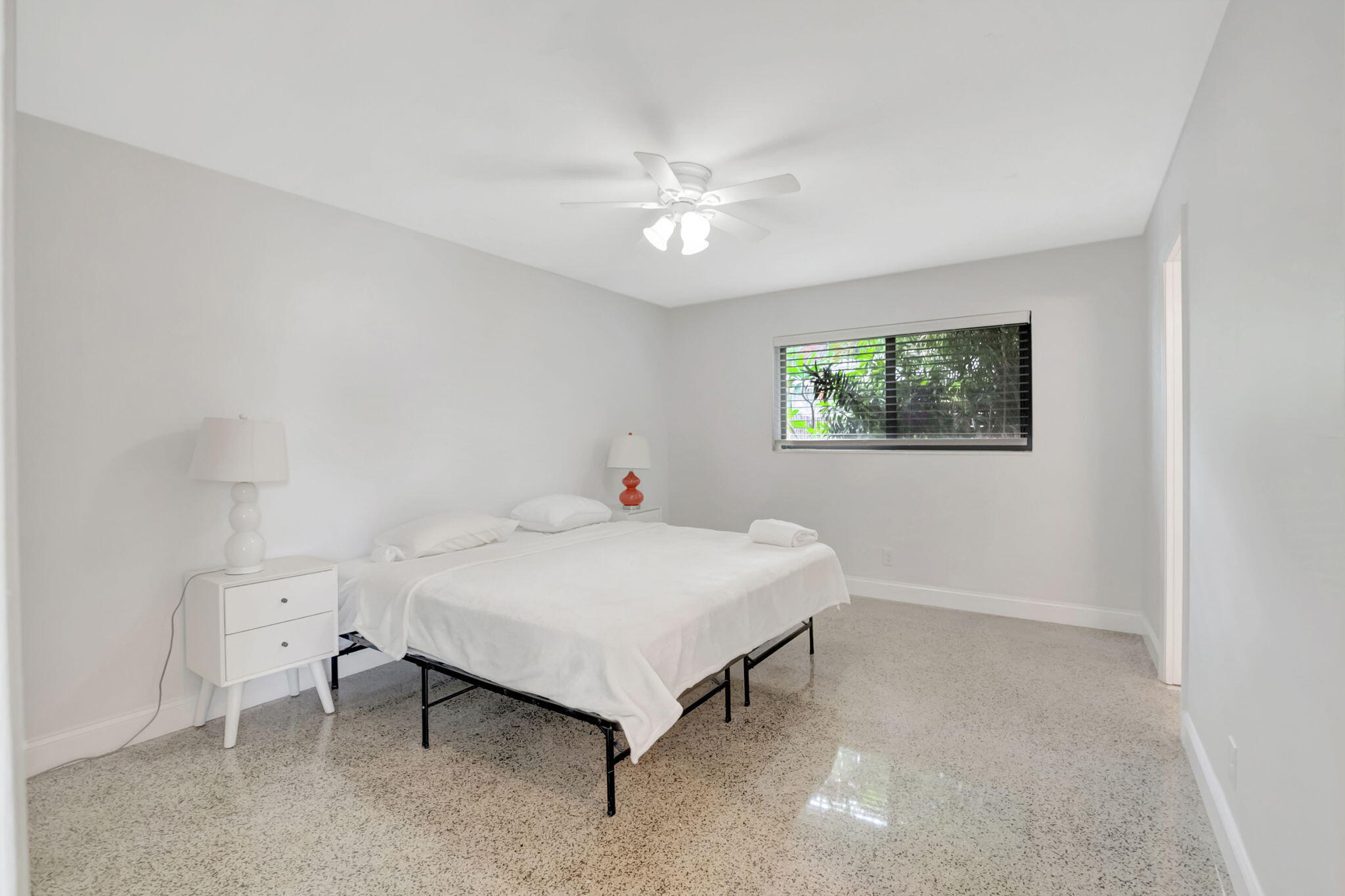 3550 NE 4th Ave Avenue