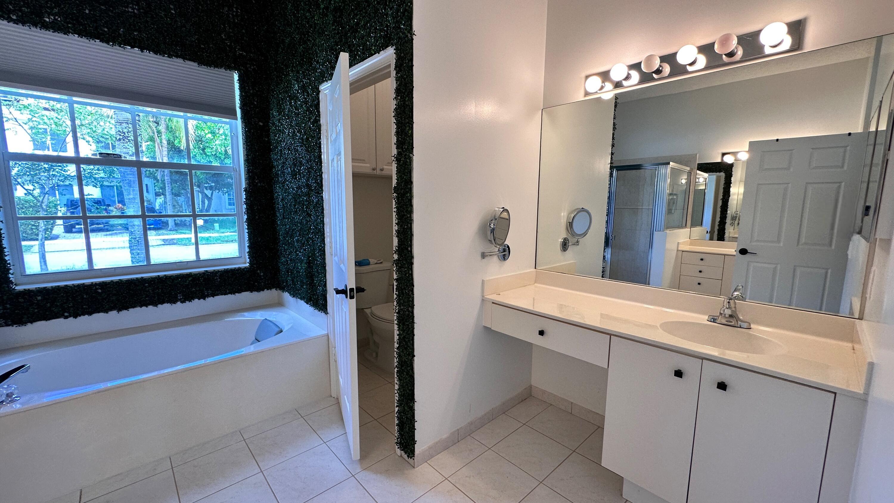 5181 NW 50th Terrace