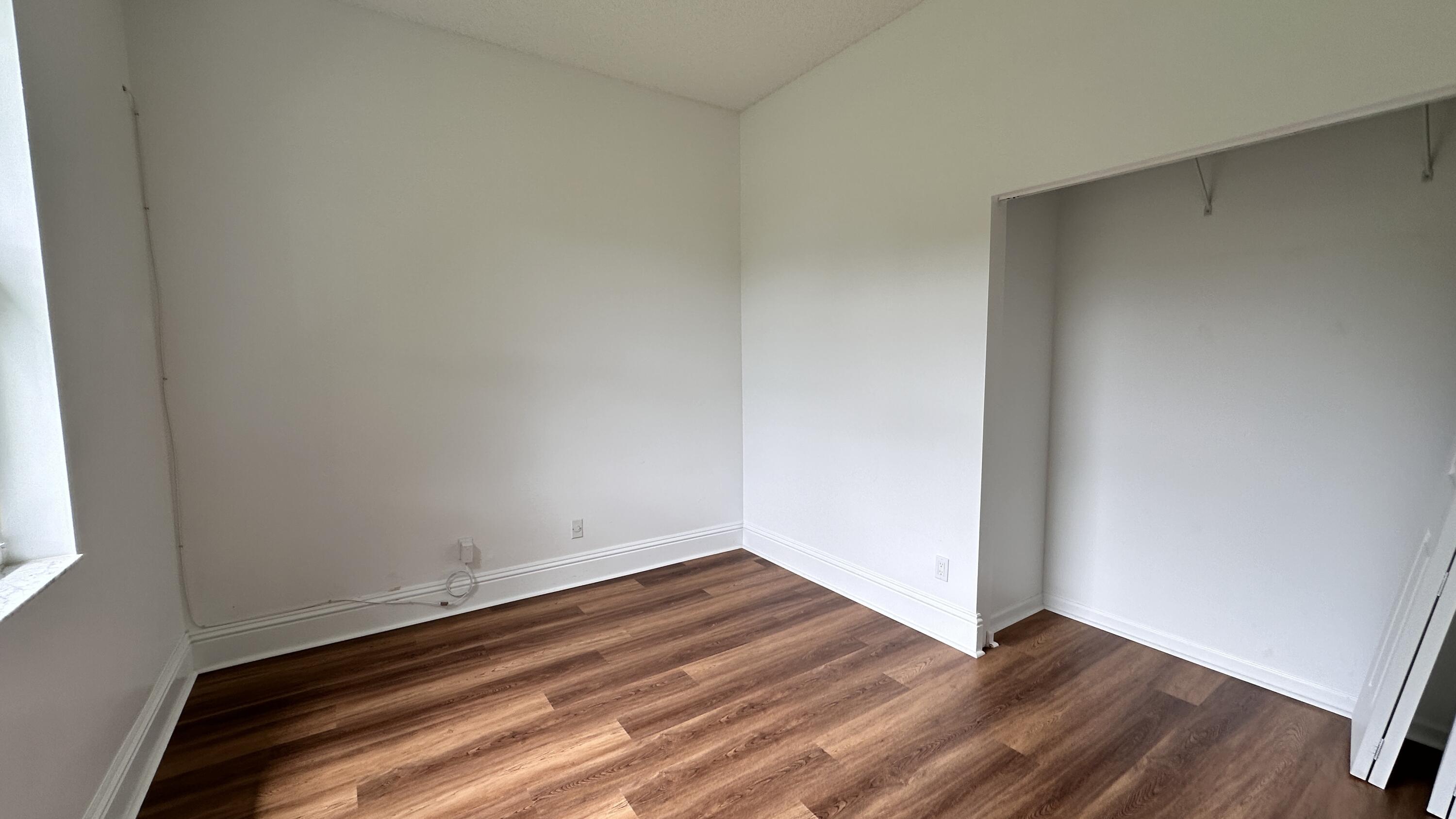 5181 NW 50th Terrace