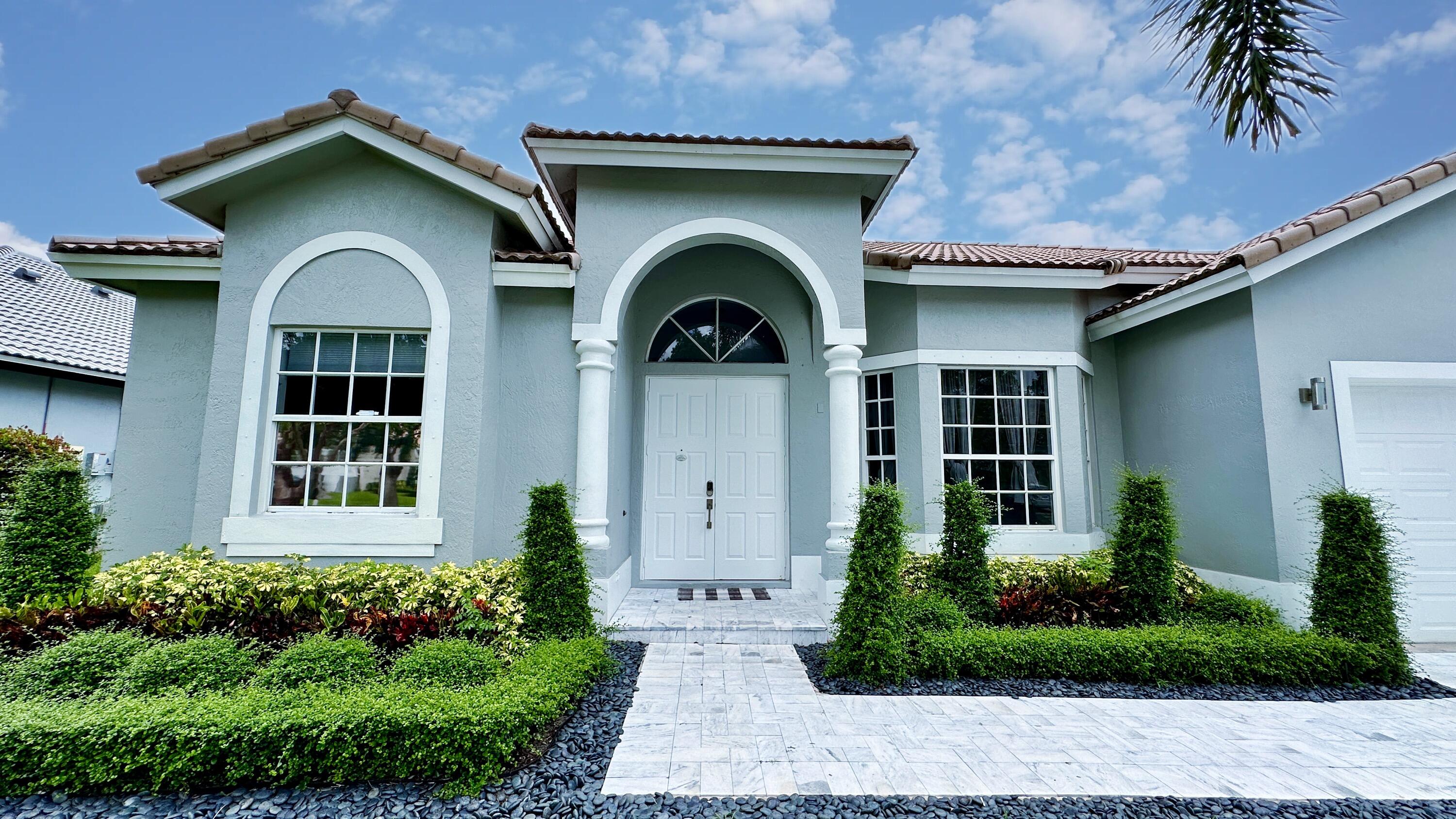 5181 NW 50th Terrace