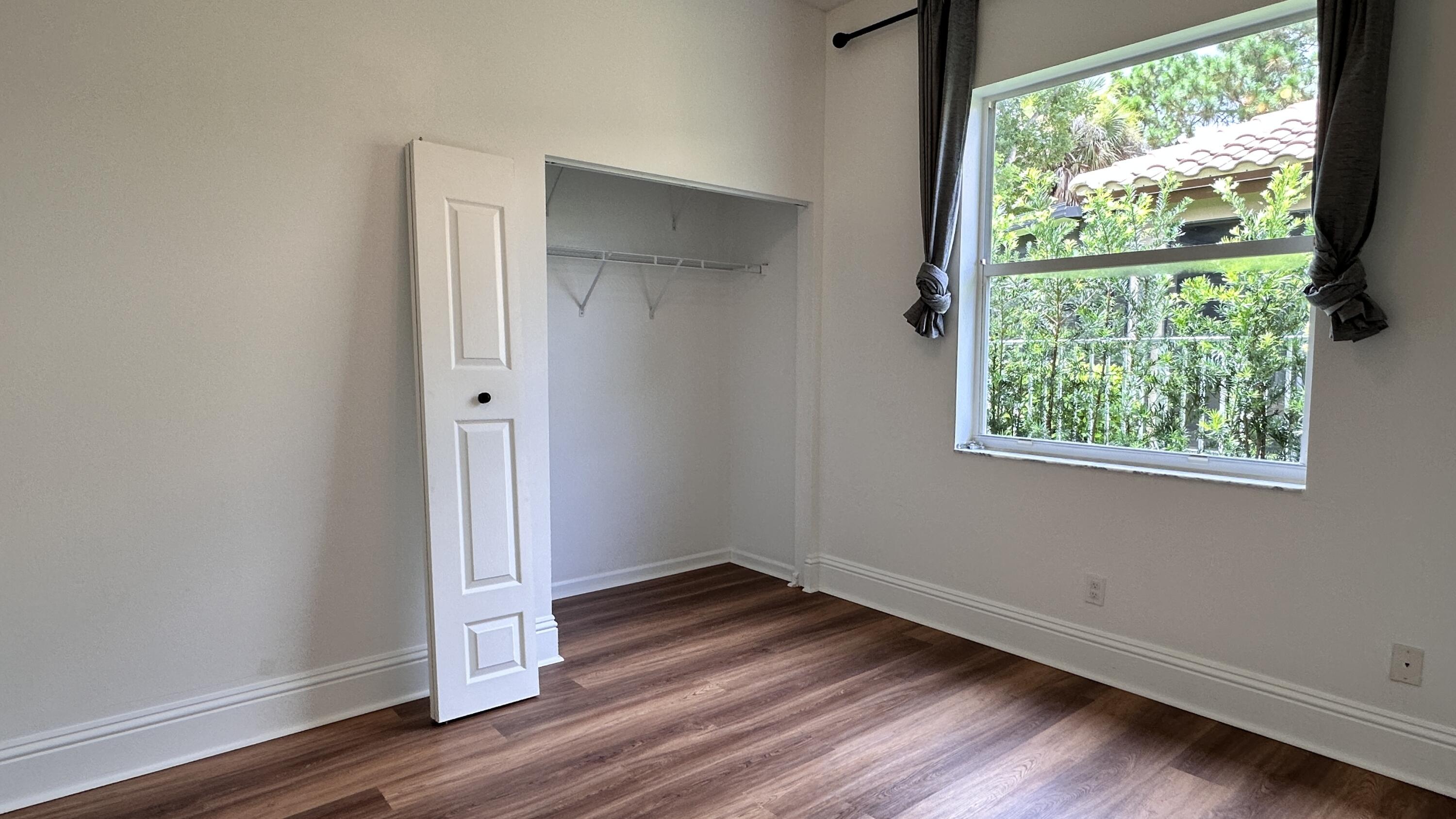 5181 NW 50th Terrace