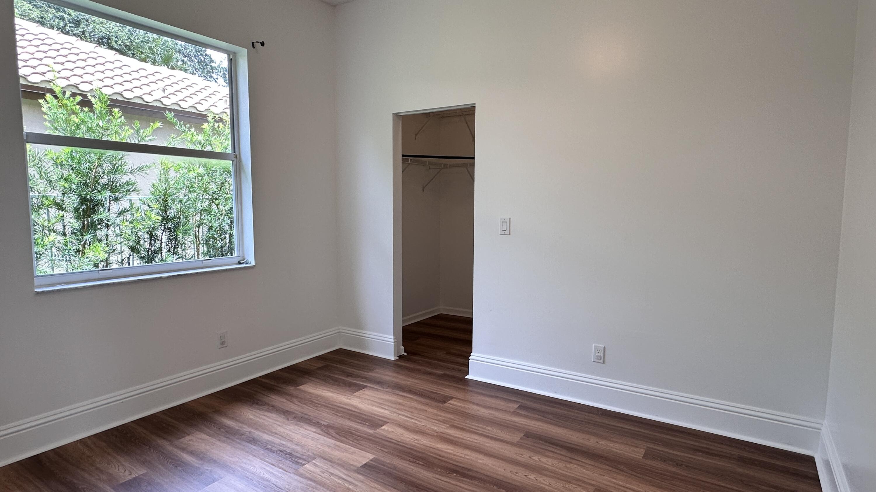 5181 NW 50th Terrace